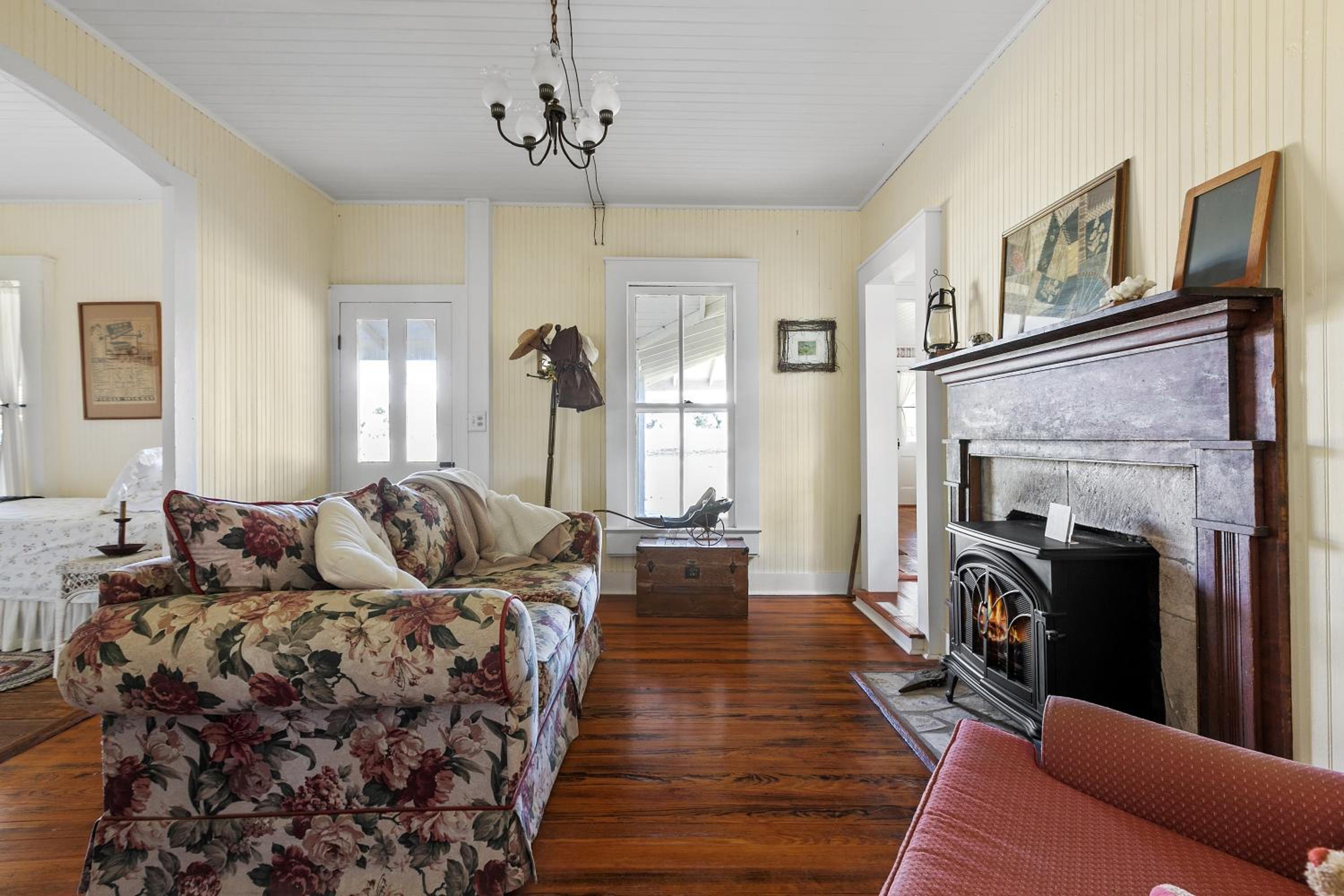 Two-Bedroom House photo 1