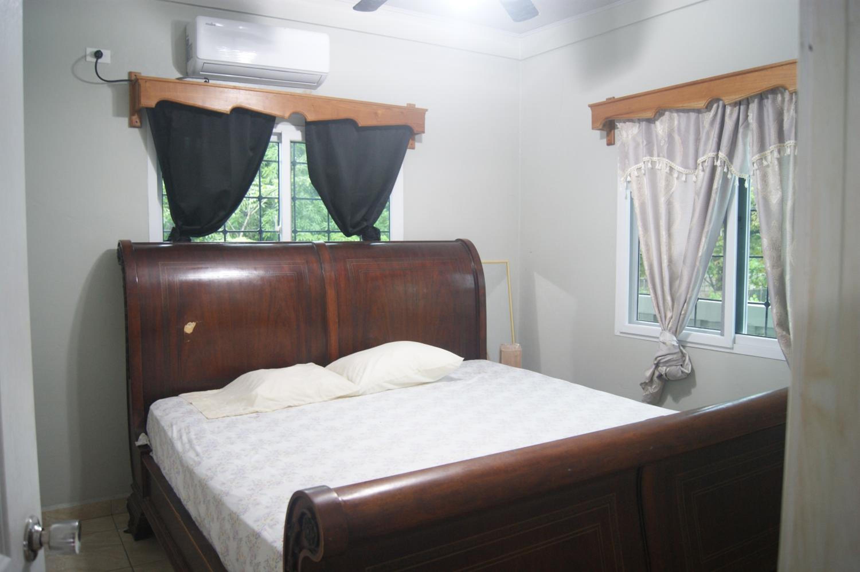 Two-Bedroom Deluxe Apartment With Balcony