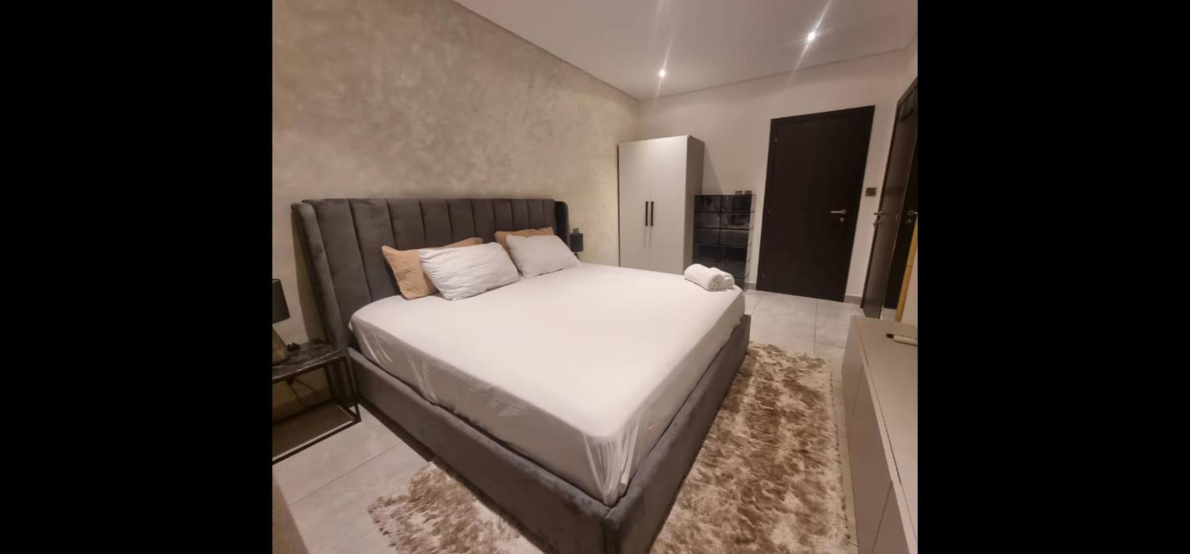 Two-Bedroom Deluxe Apartment with Balcony - Photo 8