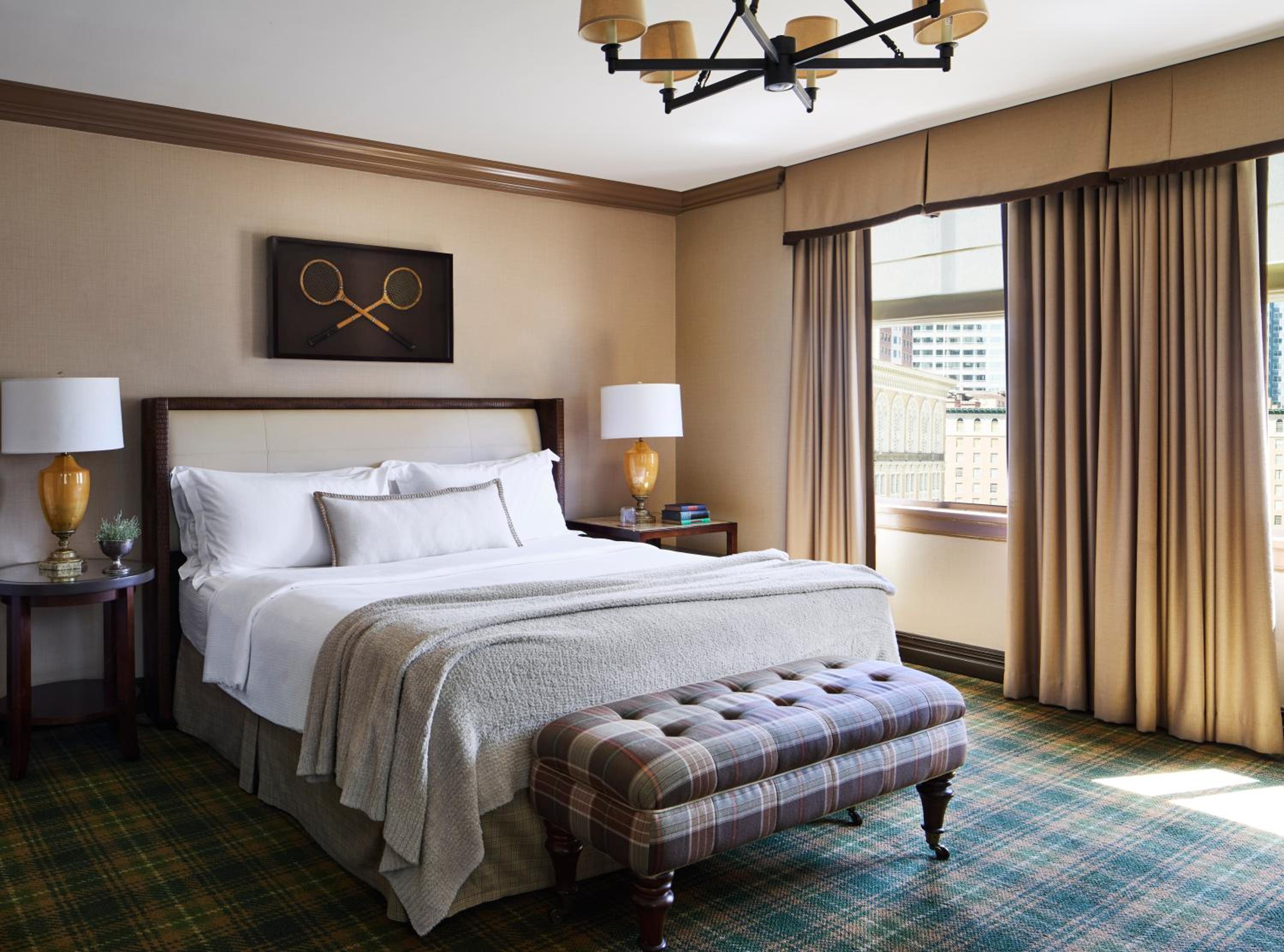 Deluxe Queen Room