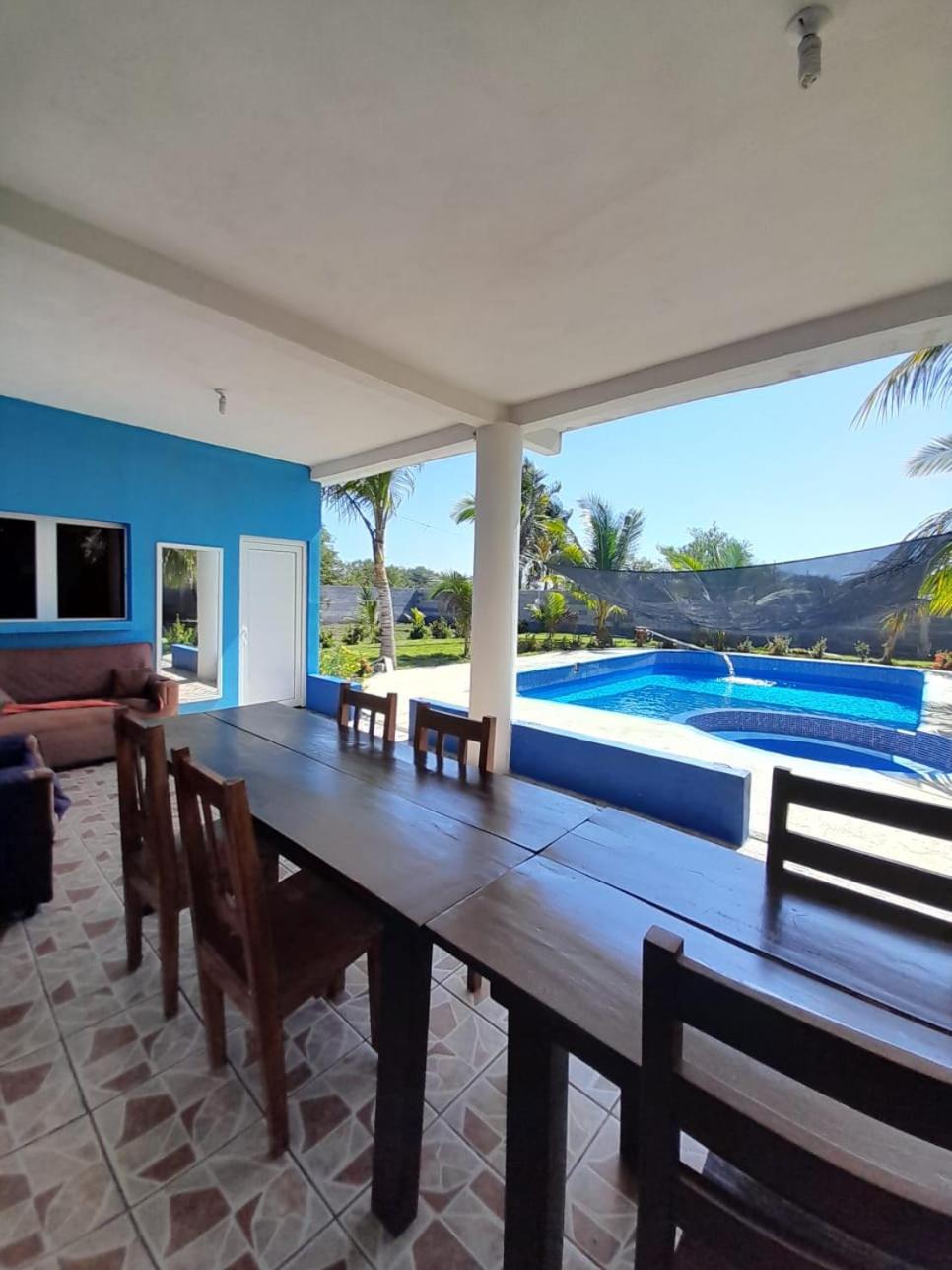 Three-Bedroom House photo 2