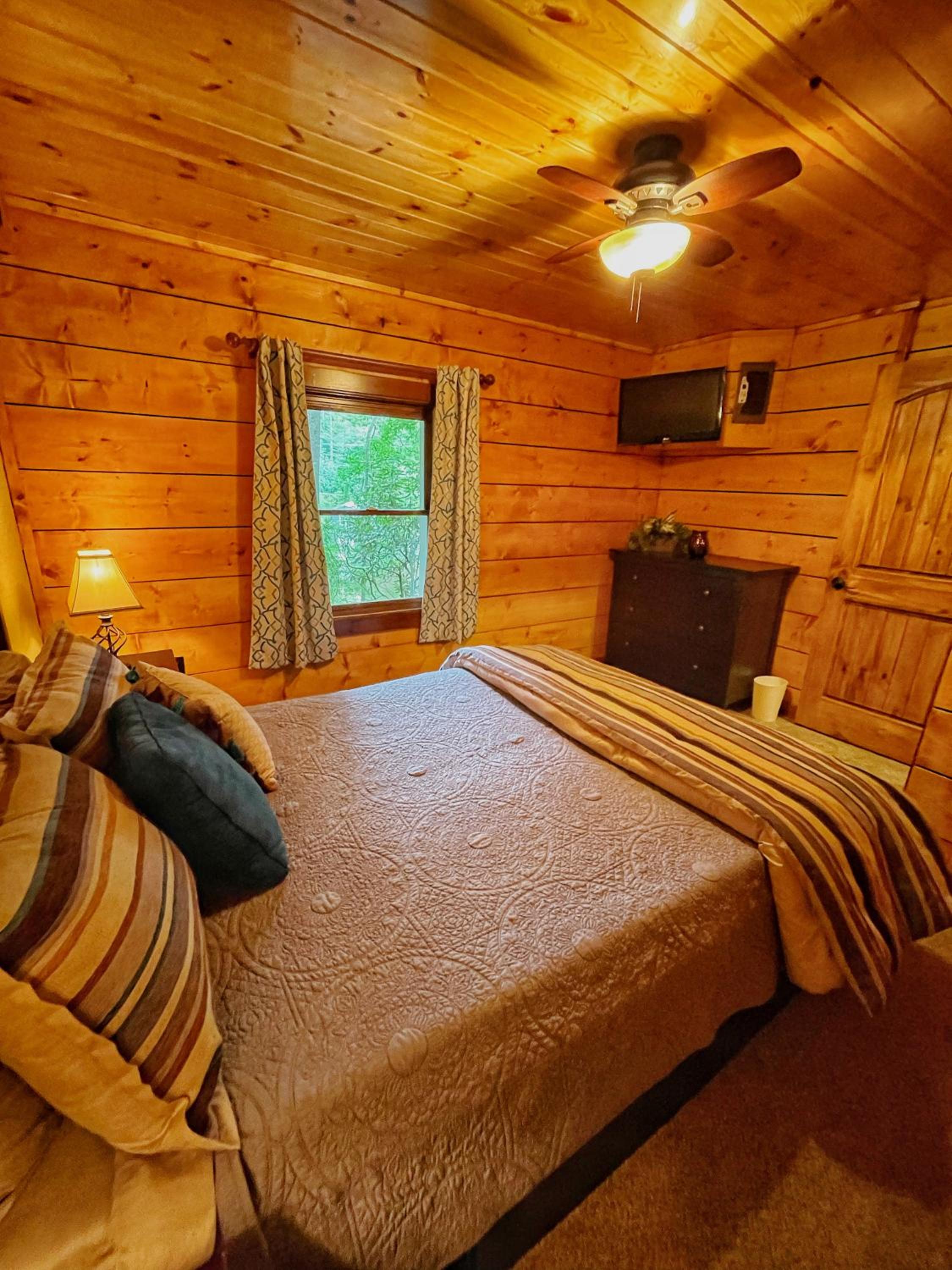 Deluxe Double Room with Balcony photo 1