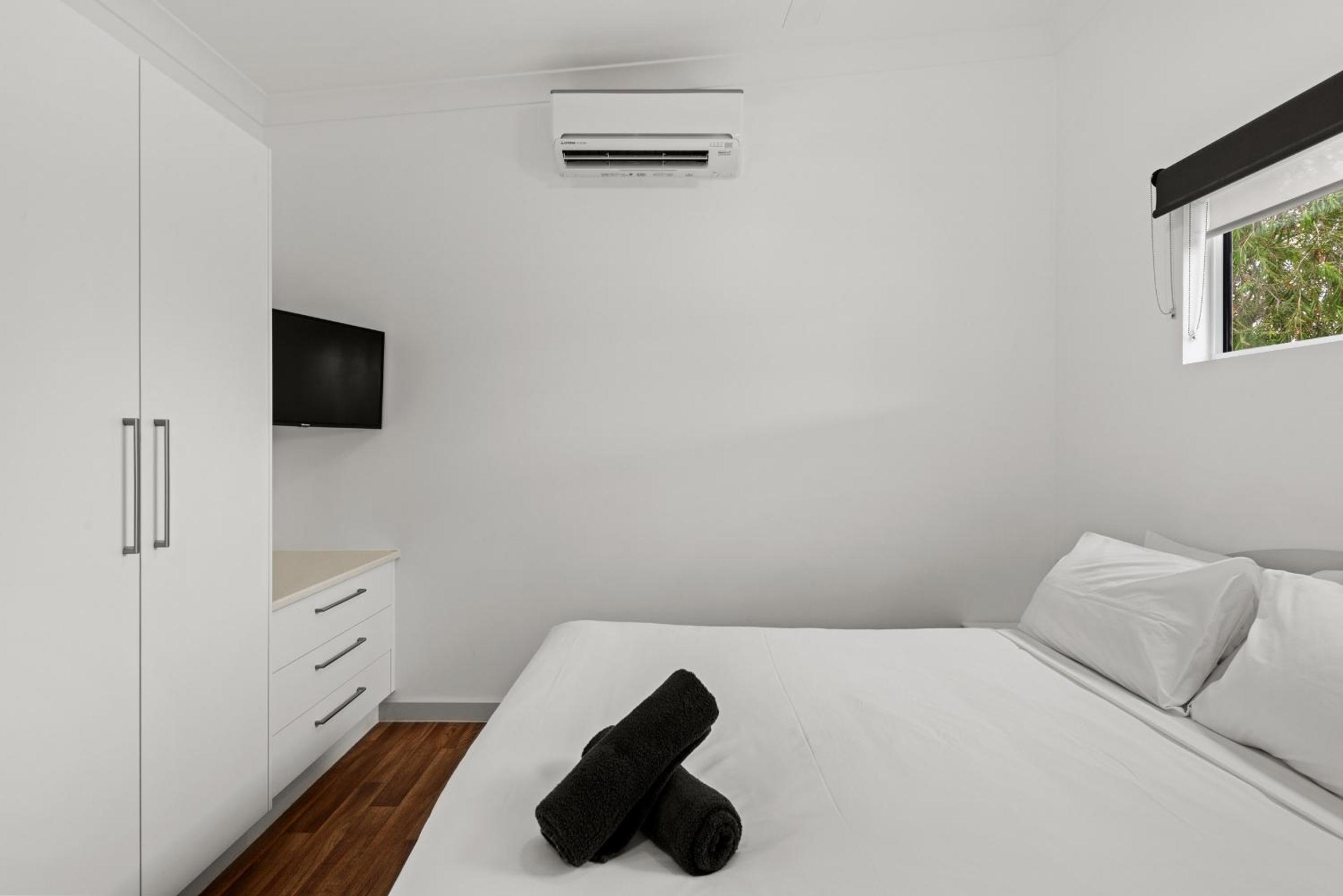 Economy Cabin (No Bathroom) - Photo 6