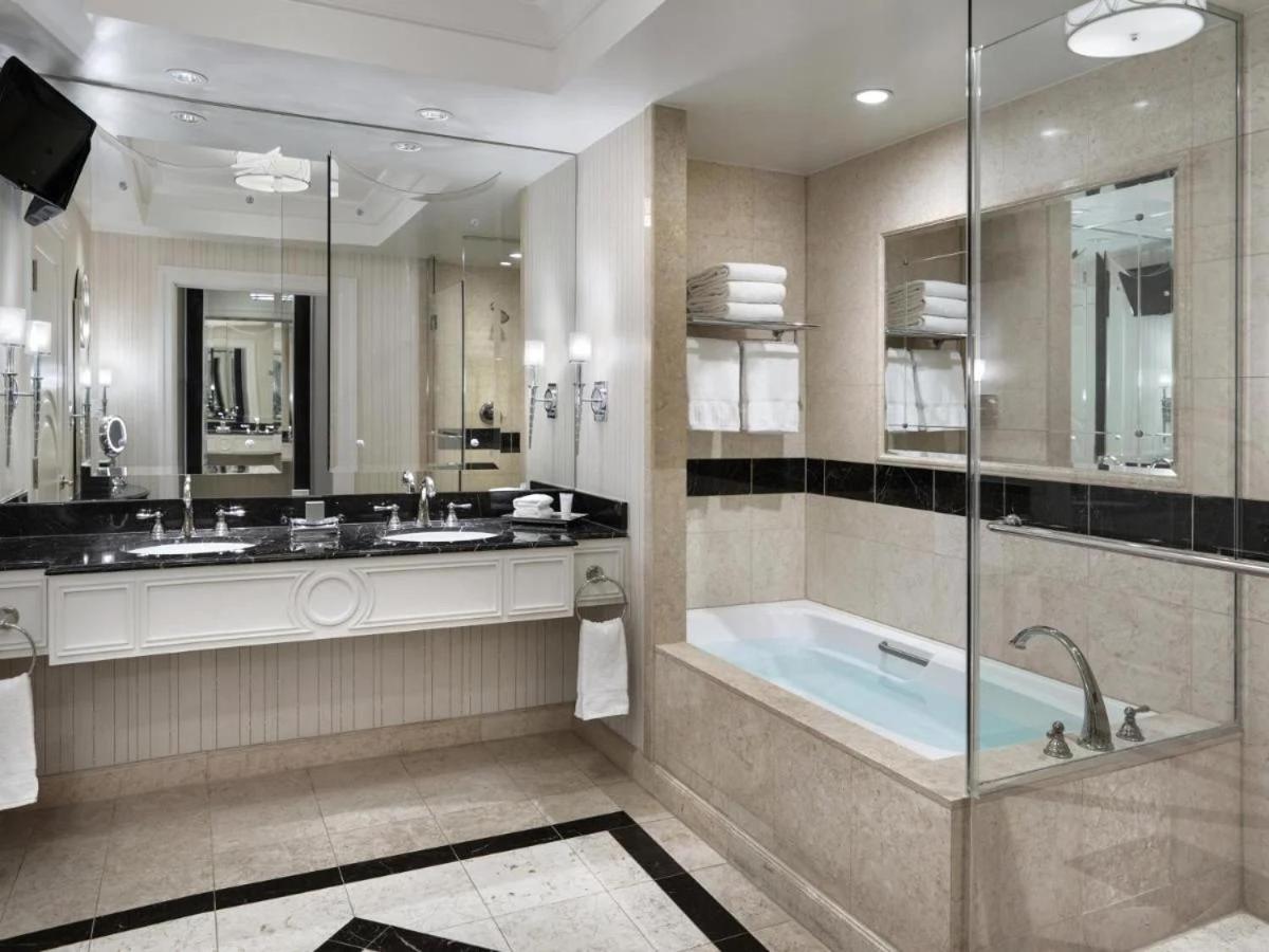 Prestige Luxury King + Prestige Luxury King Suite