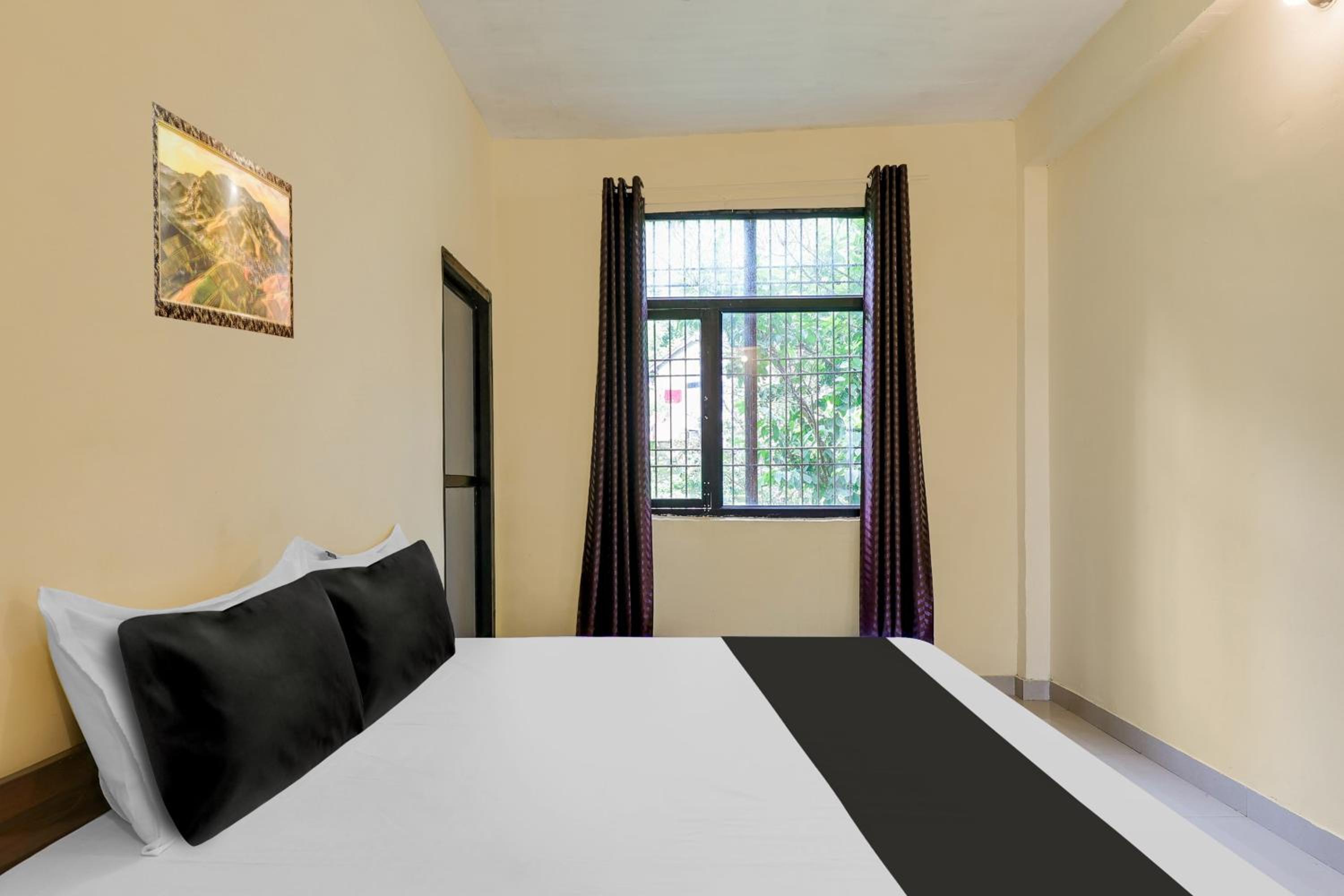 Standard Double Room photo 2