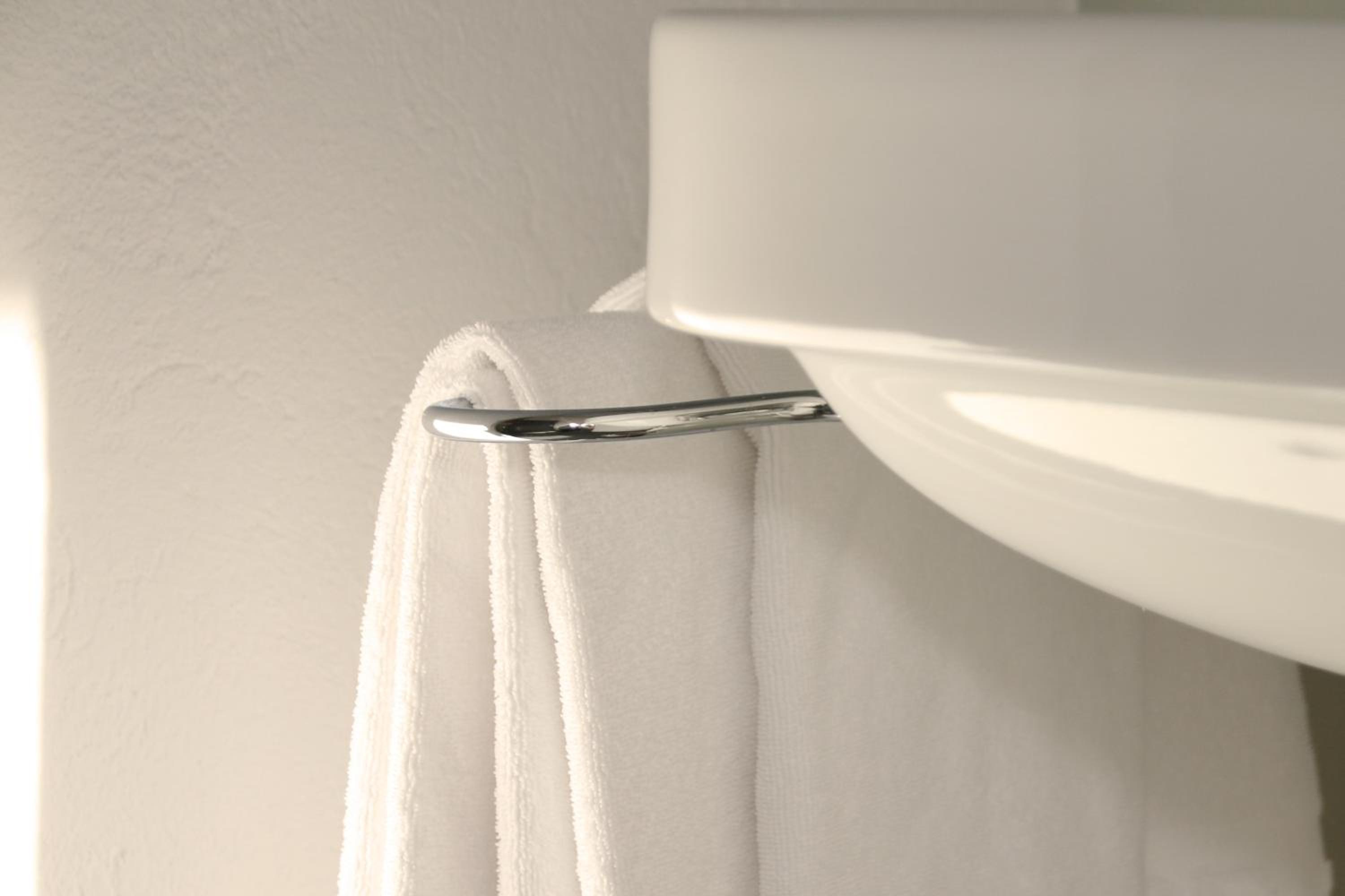 Single Room with Shared Bathroom photo 3