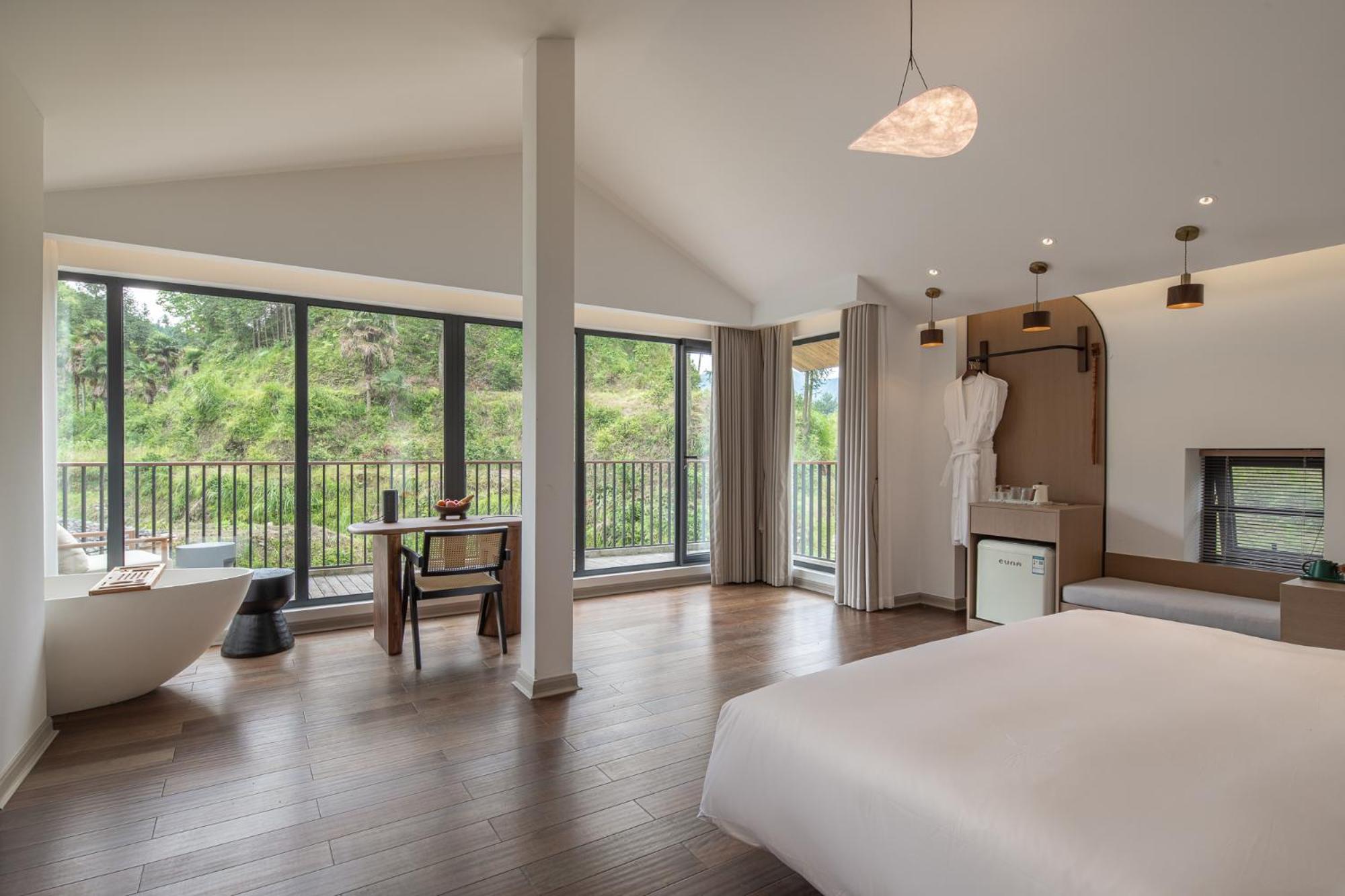 Double Room With Spa Bath photo 2