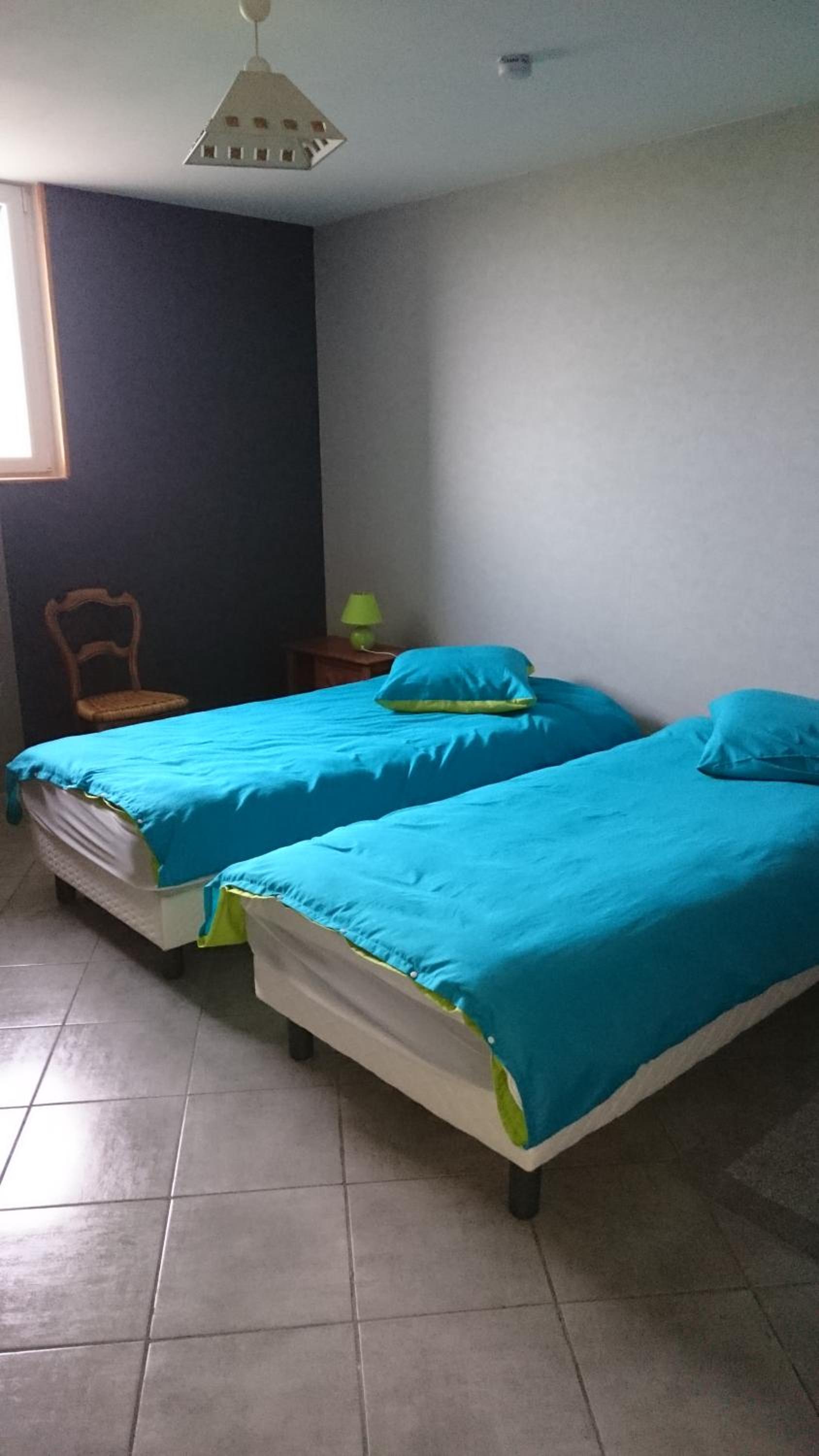 Two-Bedroom House - Photo 4
