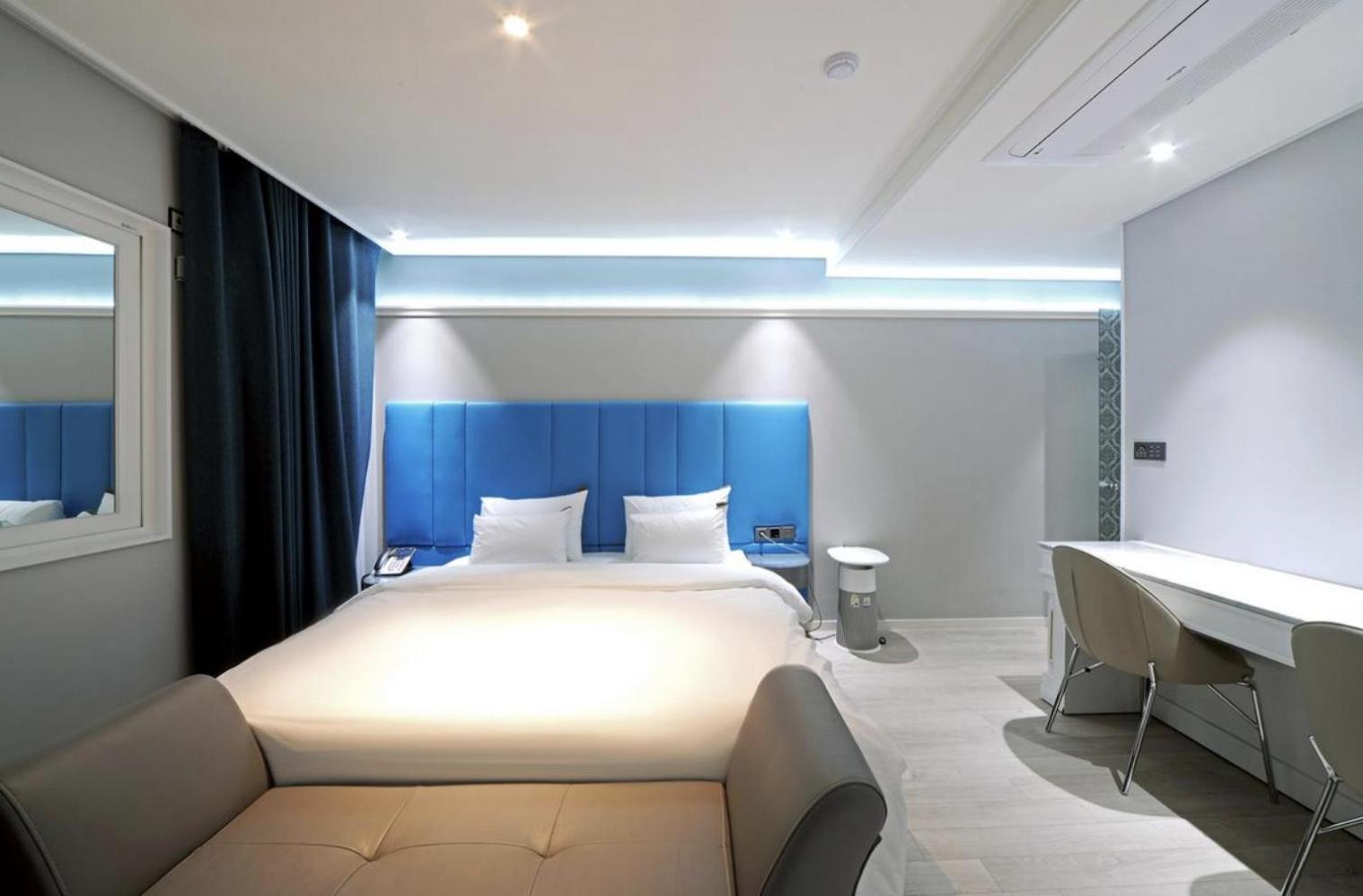 Table room - Photo 3