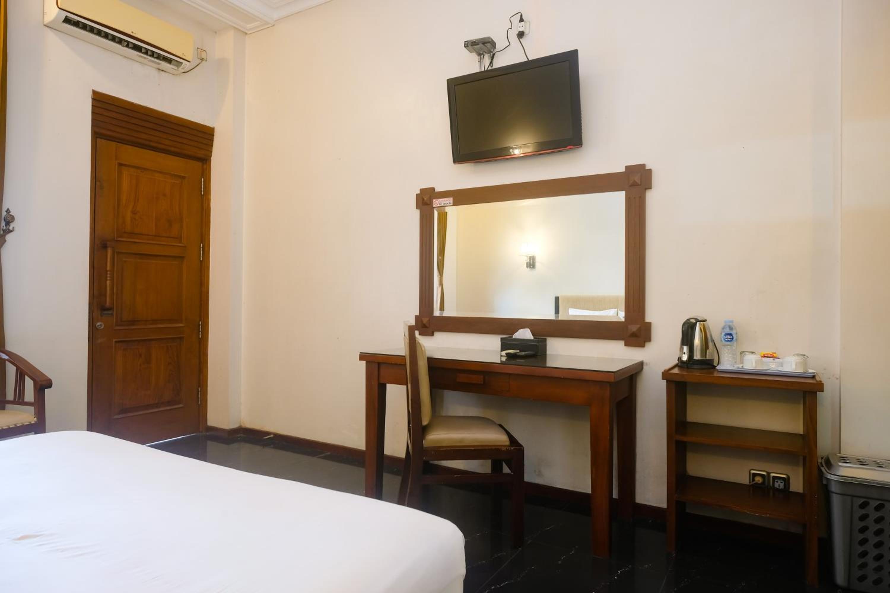 Deluxe Double Room - Photo 5