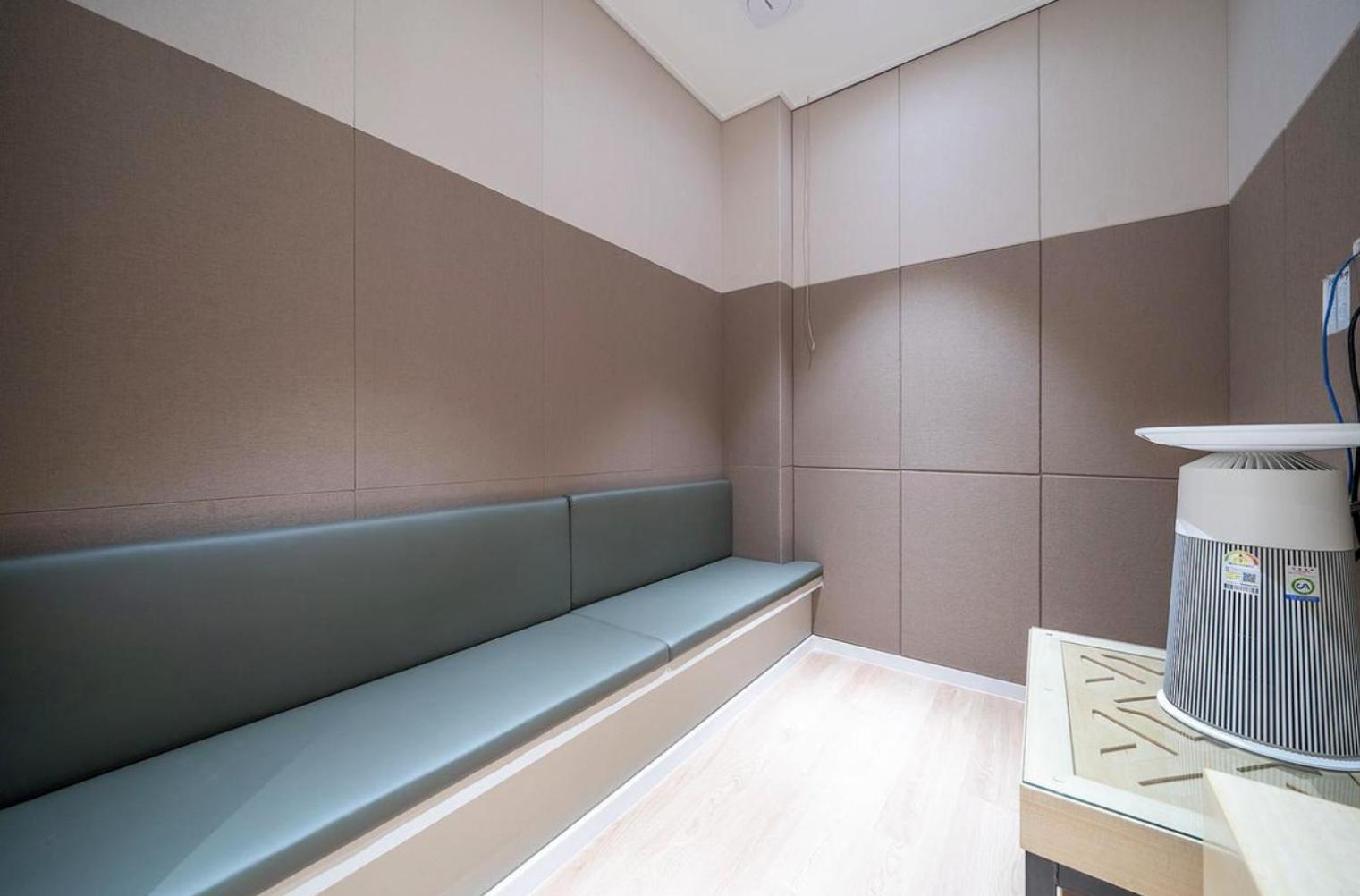 Premium Noraebang Karaoke - Photo 5