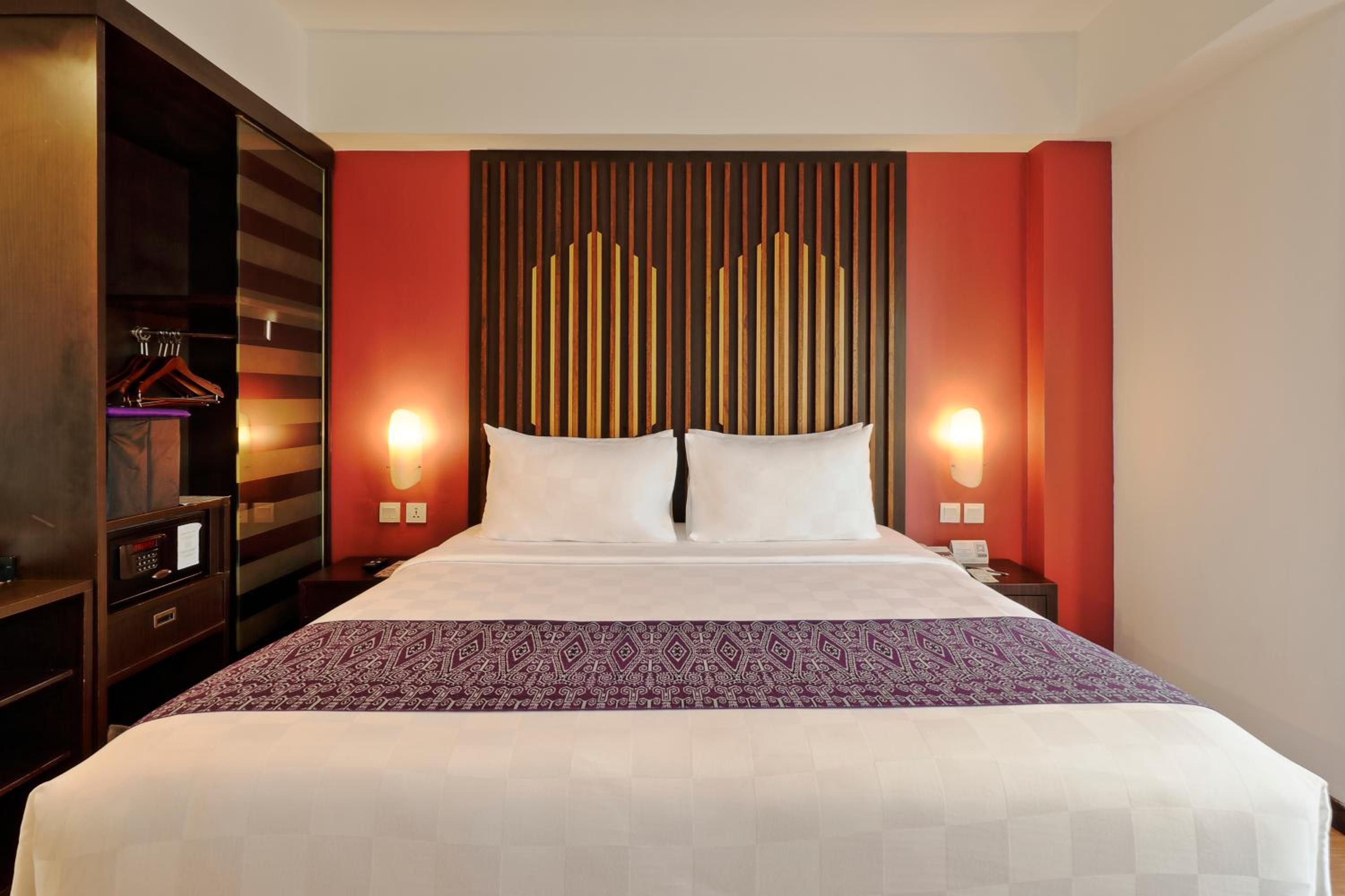 Superior King Room - Photo 2