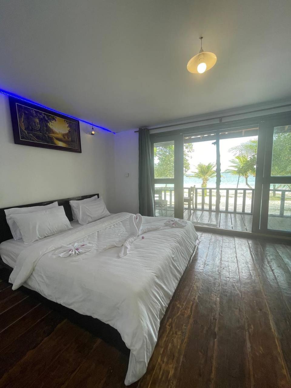 Standard Bungalow - Photo 6