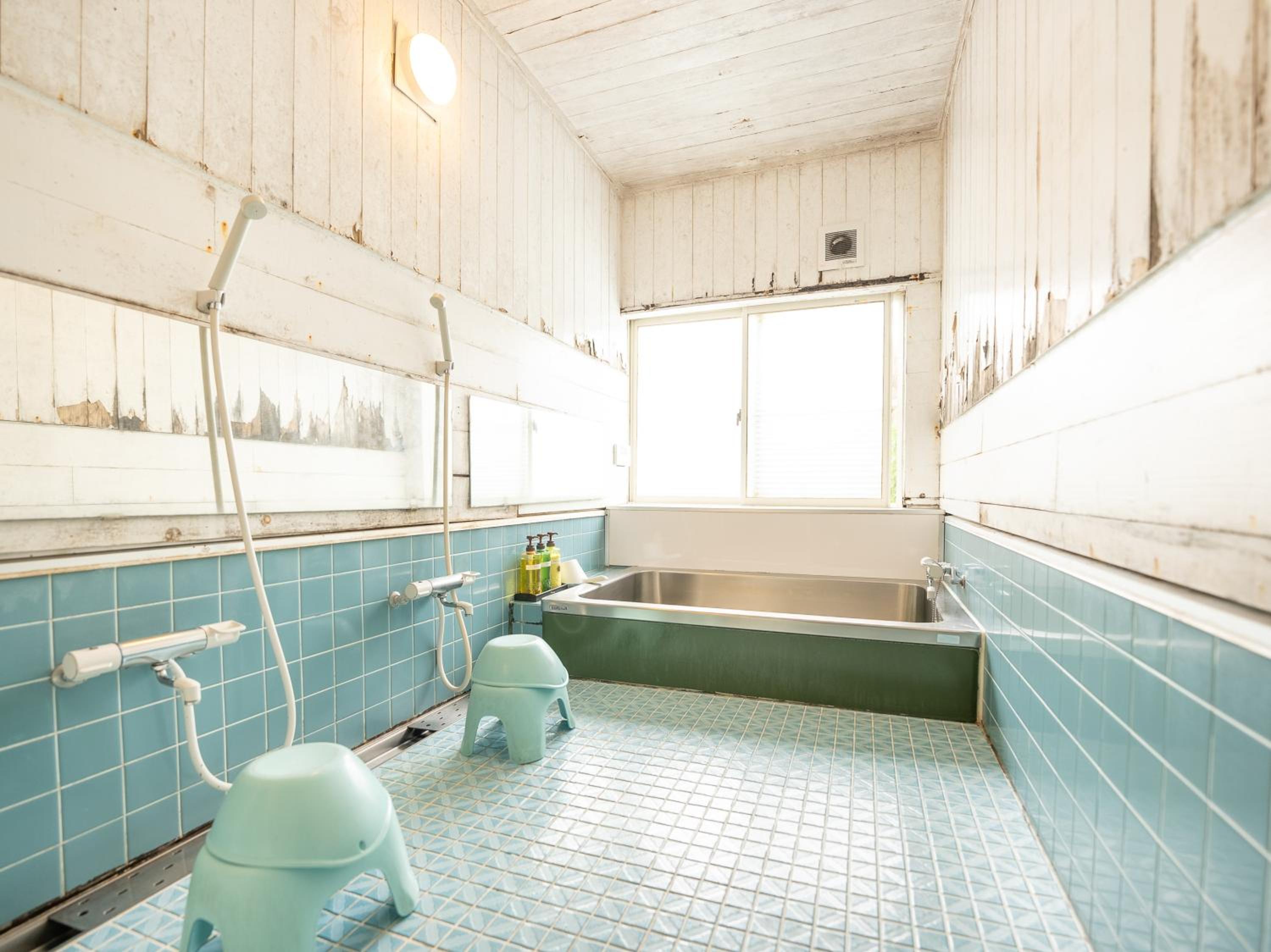 No pets allowed - Twin Room  with Shared Bathroom - Non-Smoking　ペット不可【禁煙】ペンション 2ベットルーム　 - Photo 4