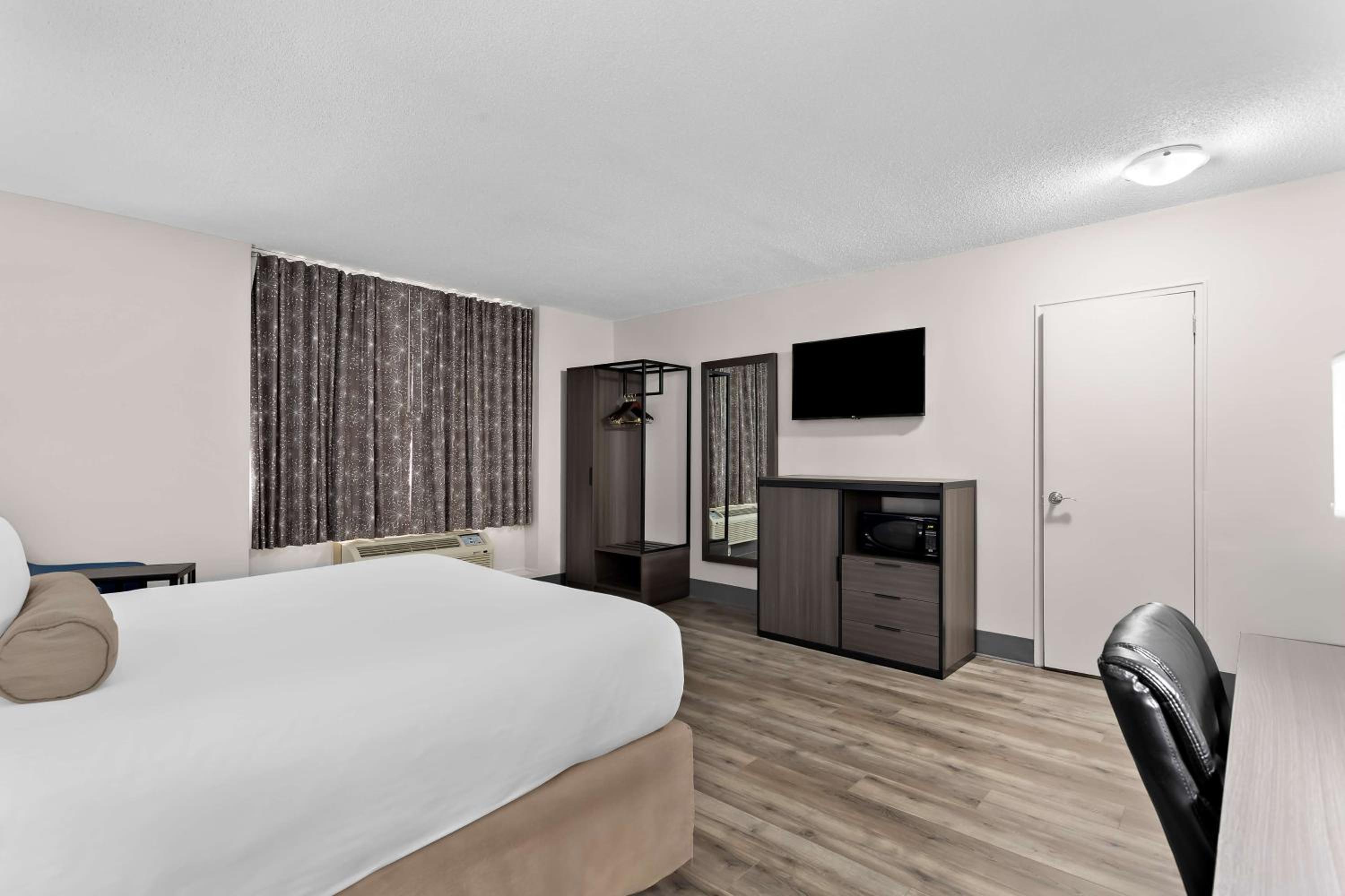 Queen Room - Photo 4