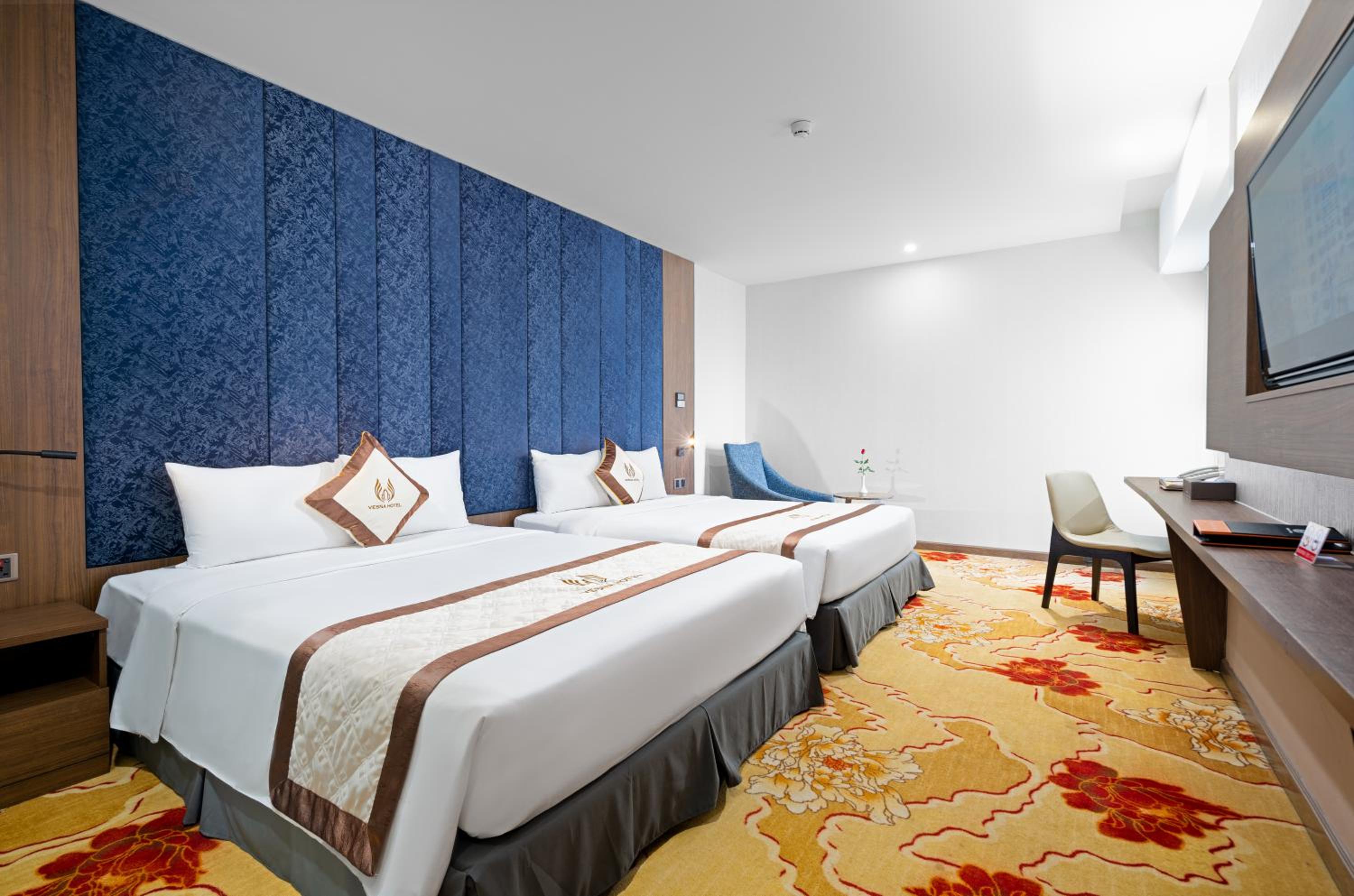 Deluxe Quadruple Room - Photo 3