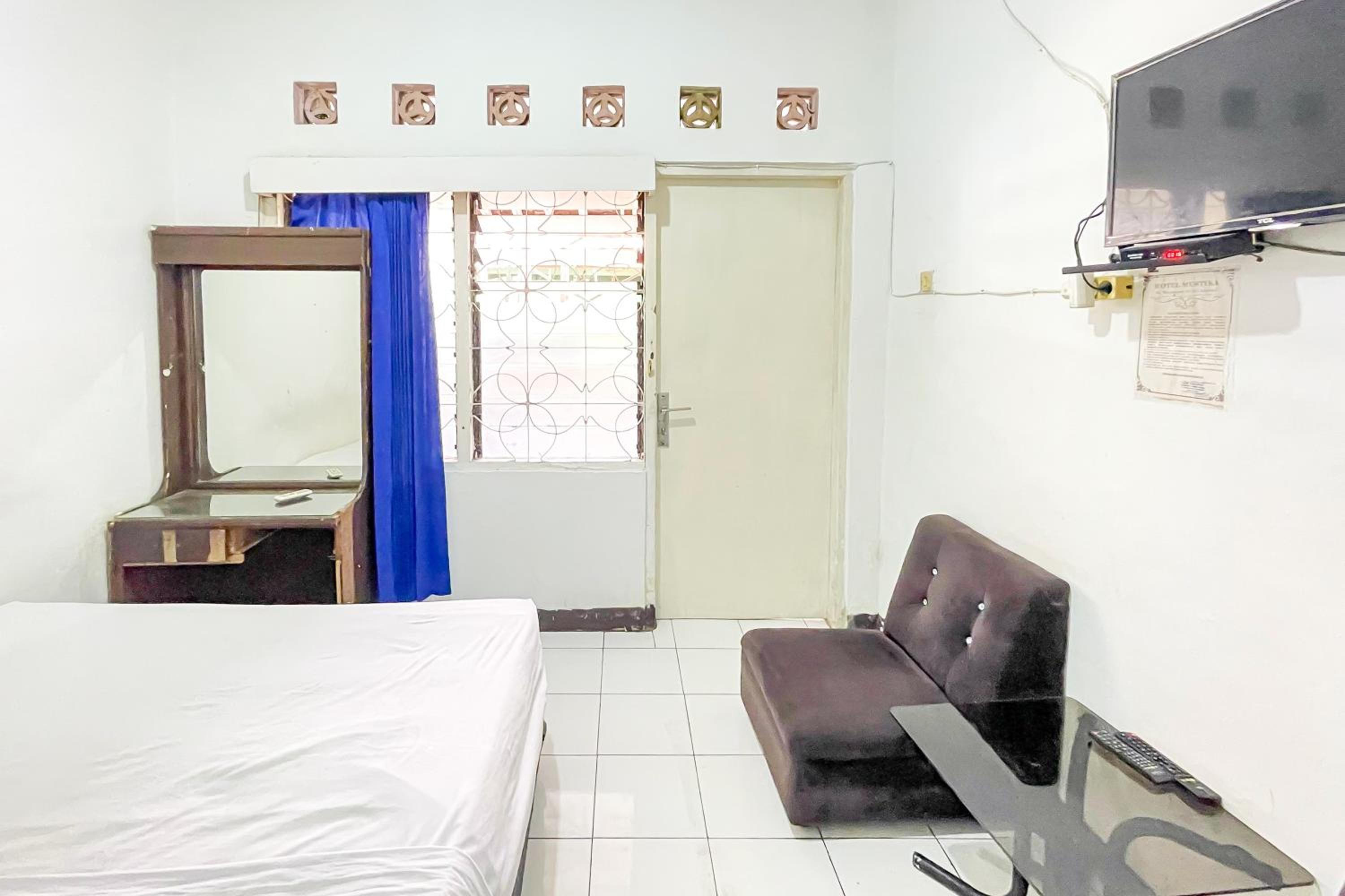 Standard Double Room photo 3