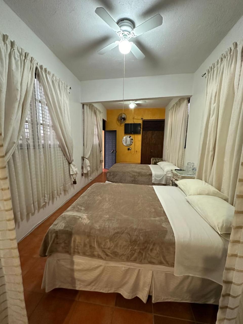 Basic Triple Room
