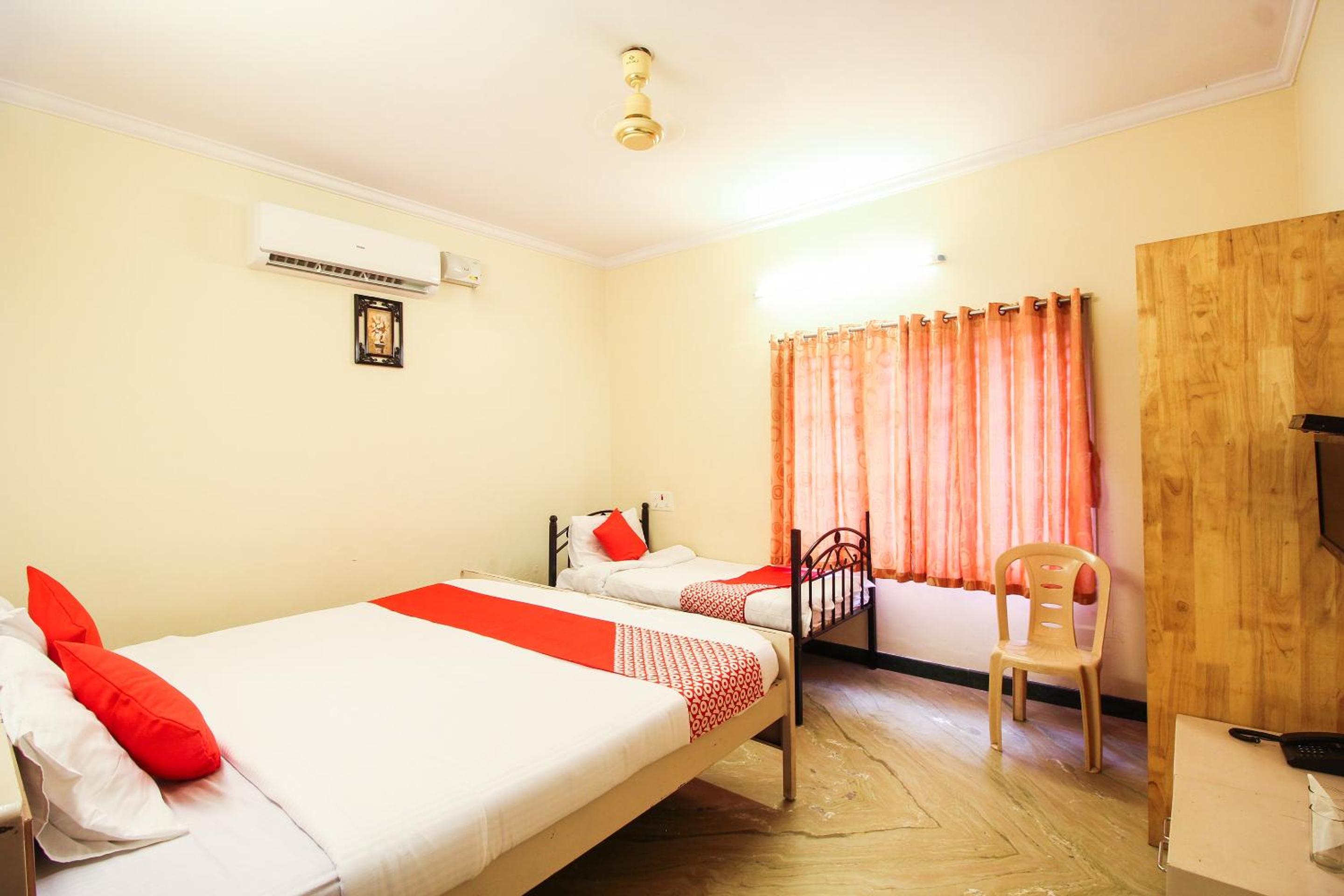 Classic Triple Room photo 1
