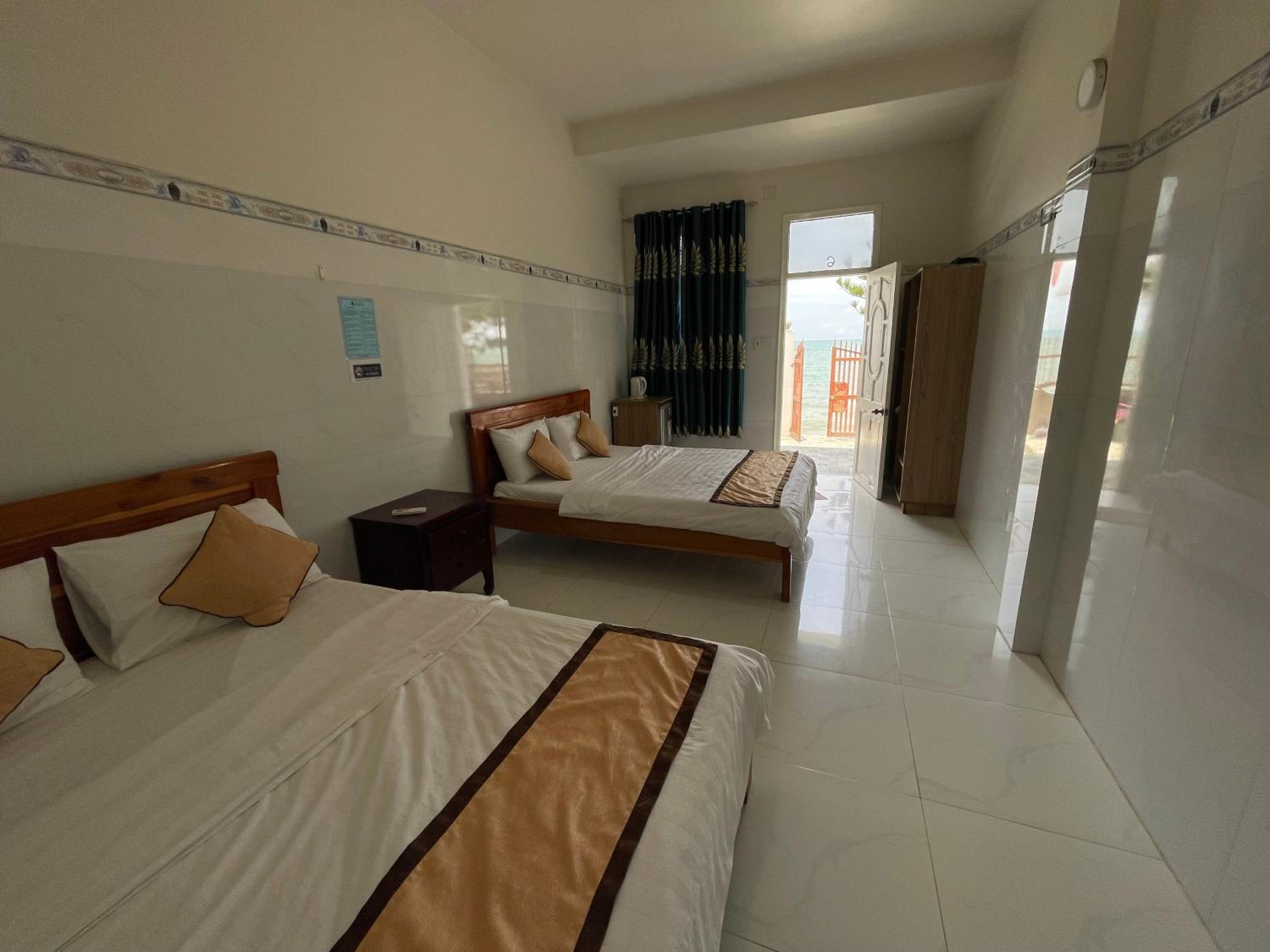 Quadruple Room with Sea View photo 1