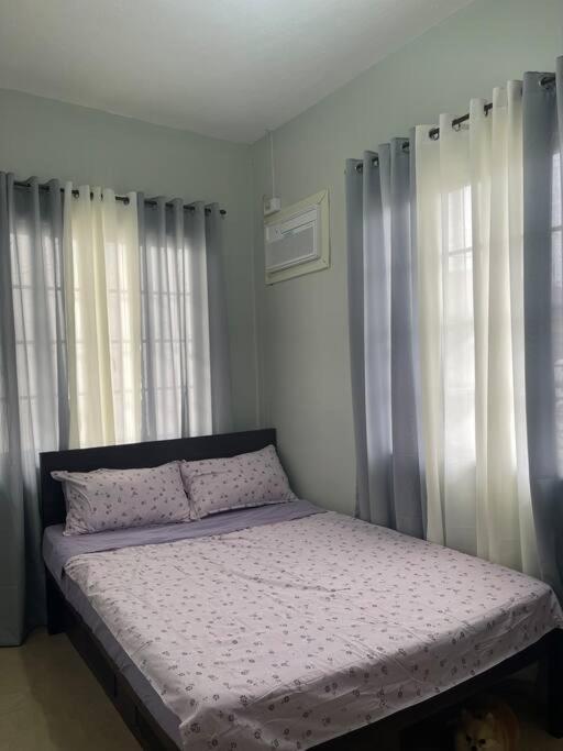 Two-Bedroom House photo 2