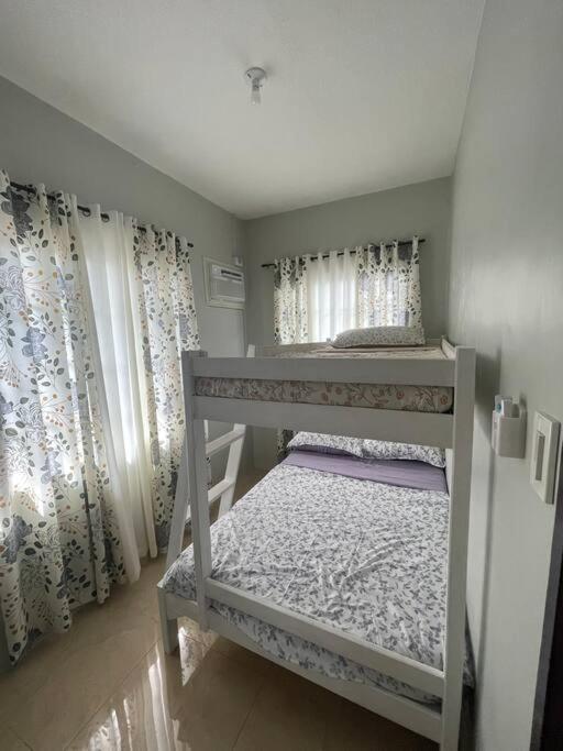 Two-Bedroom House photo 3