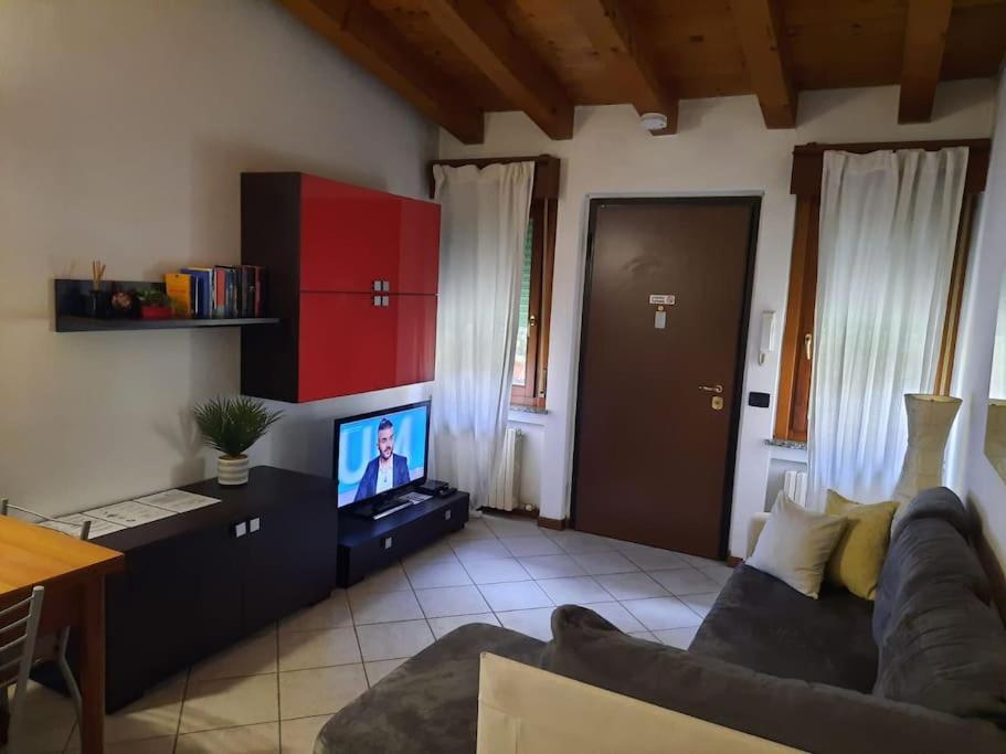 Apartment with Garden View