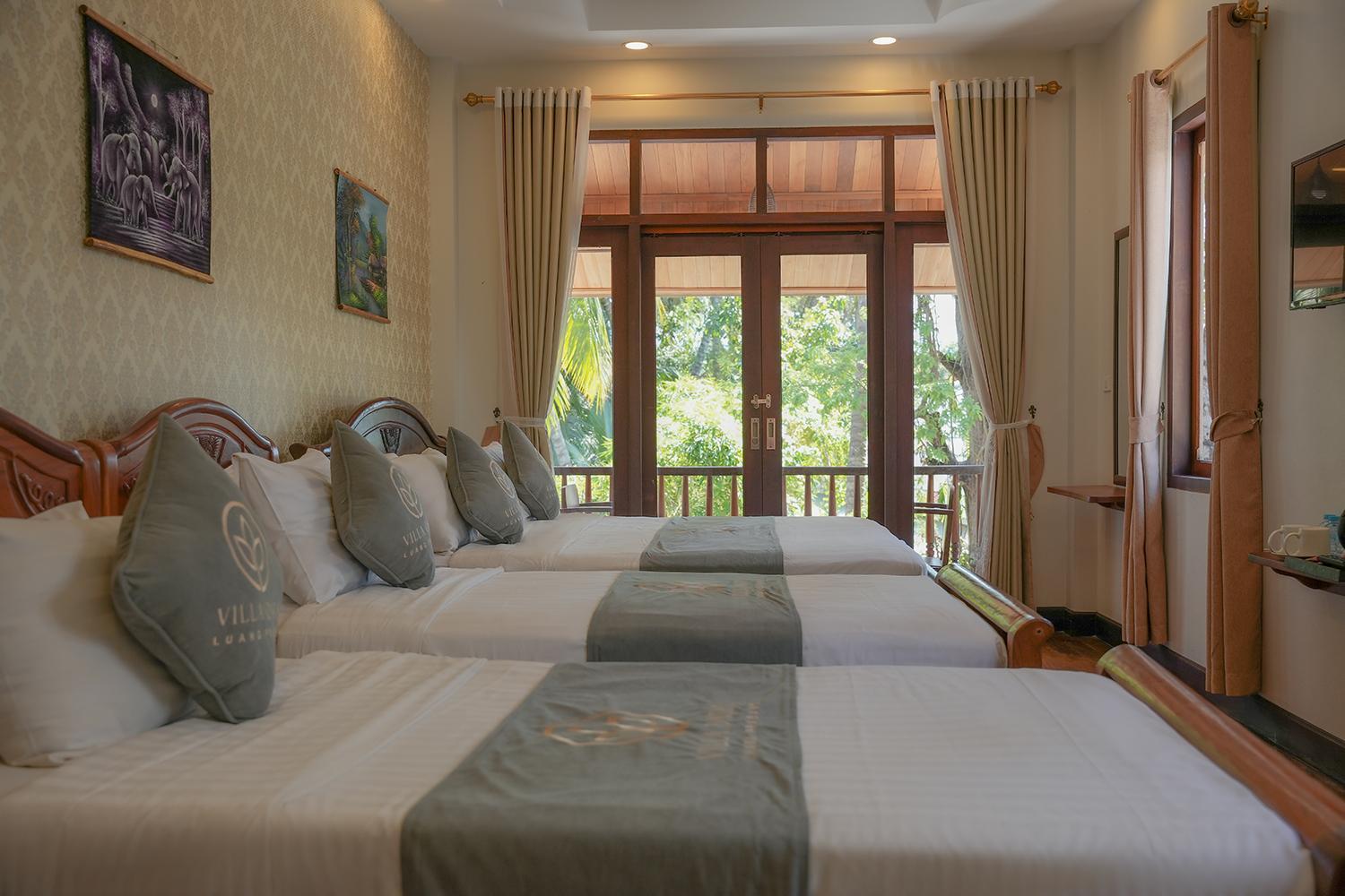 Deluxe Family Room