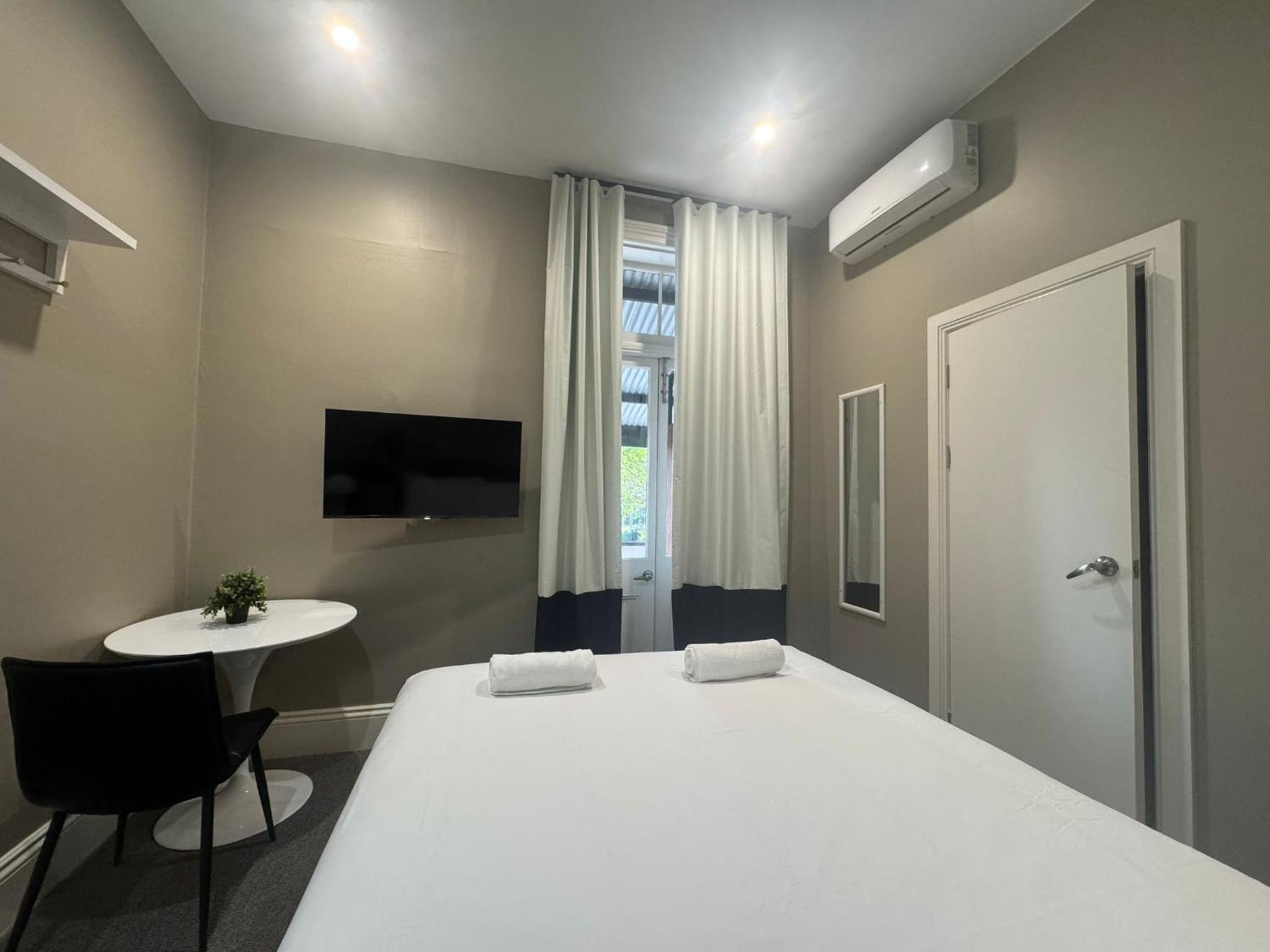 Cliveden Premium Suite 6