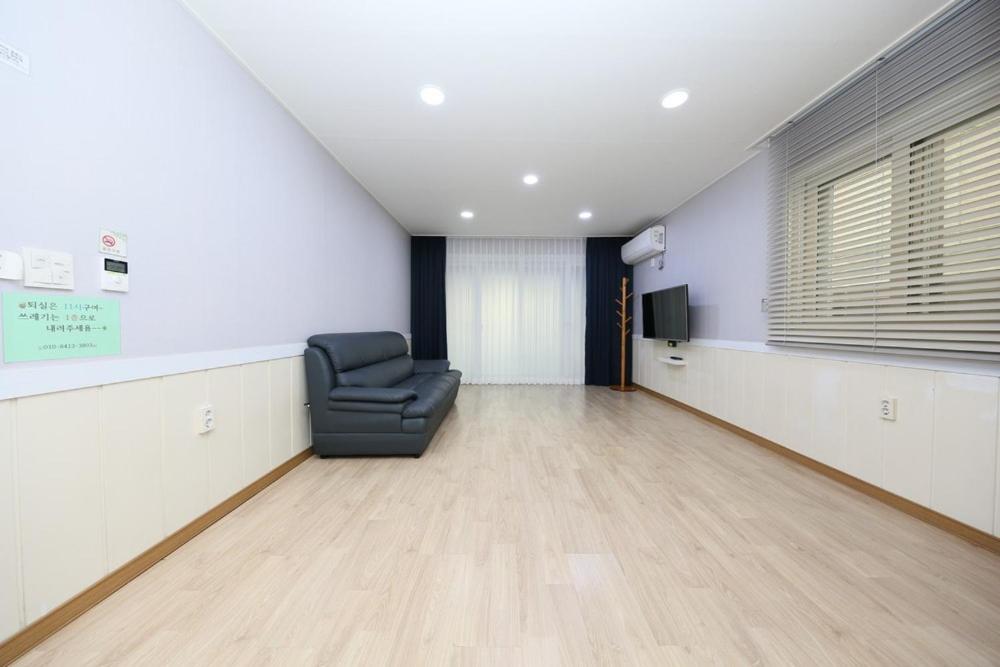 quadruple room 2 photo 2