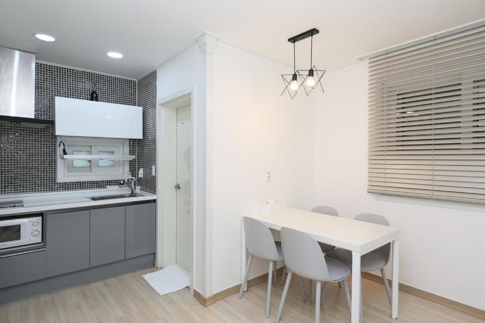Double or Twin Room photo 3