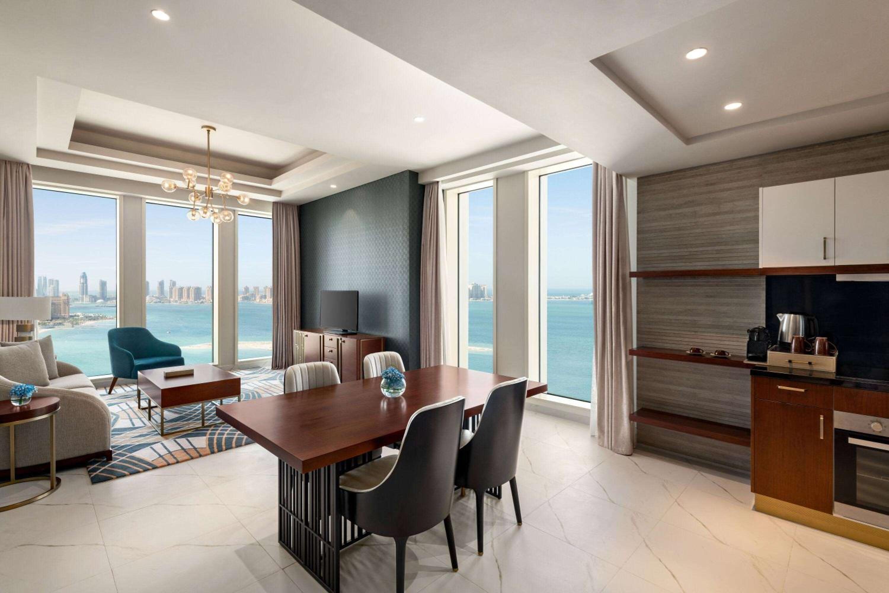 Three Bedroom Apartment - Sea View