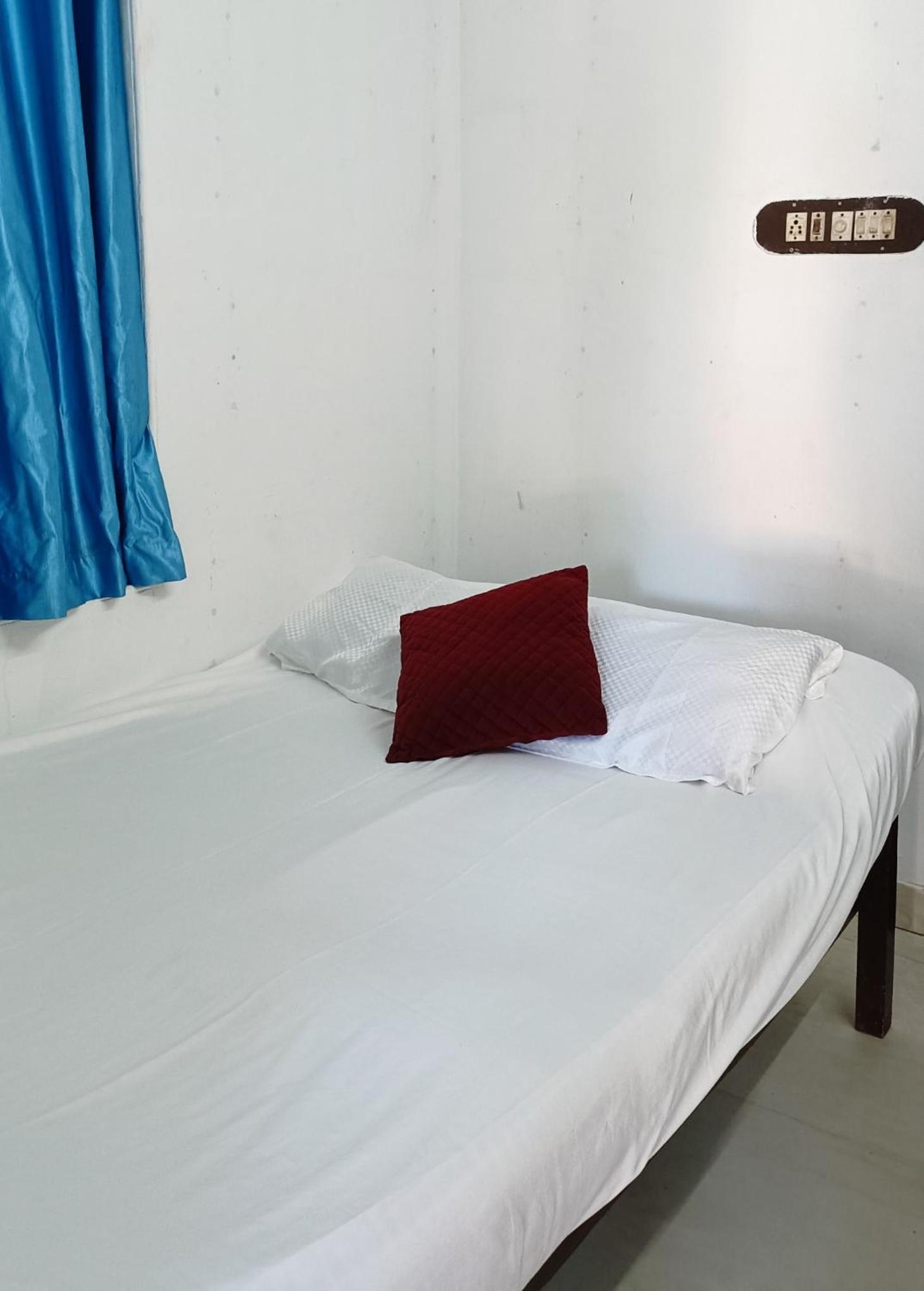 Double Room With Shared Toilet photo 3