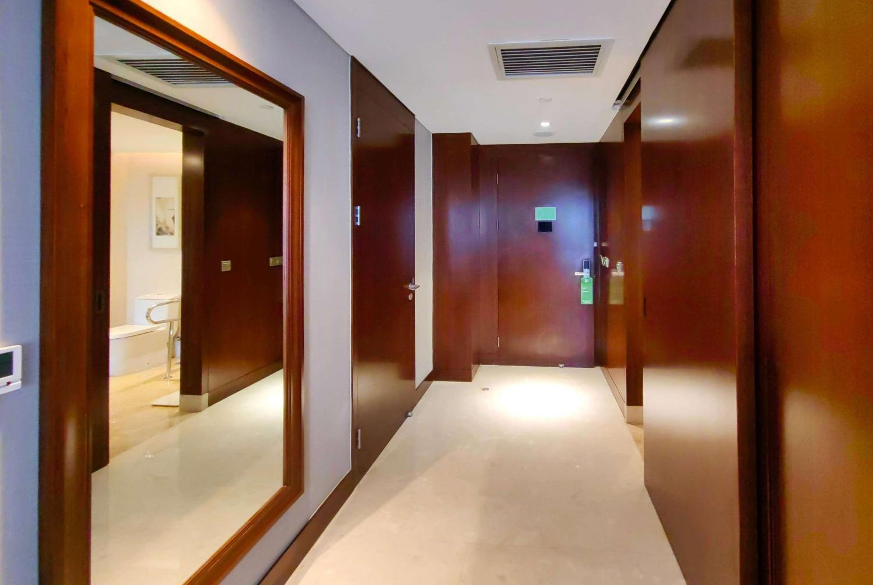 King Accessible Superior Room, Non-Smoking