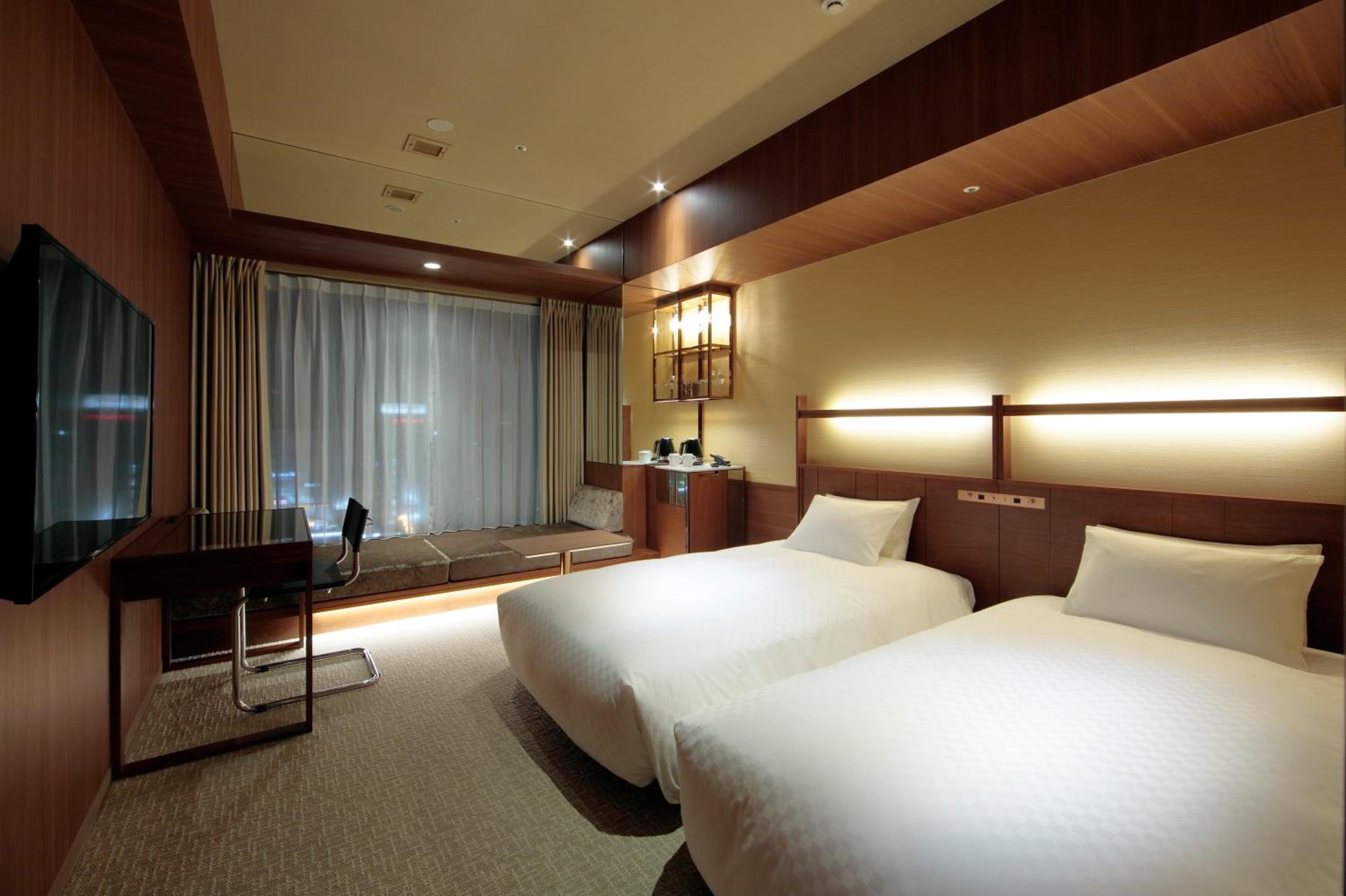Corner Twin Room - Photo 3