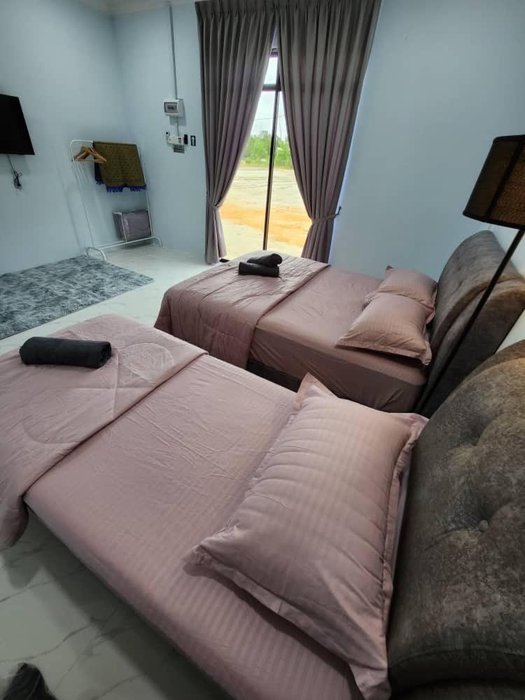 Deluxe Double Room (2 Adults + 1 Child) photo 3