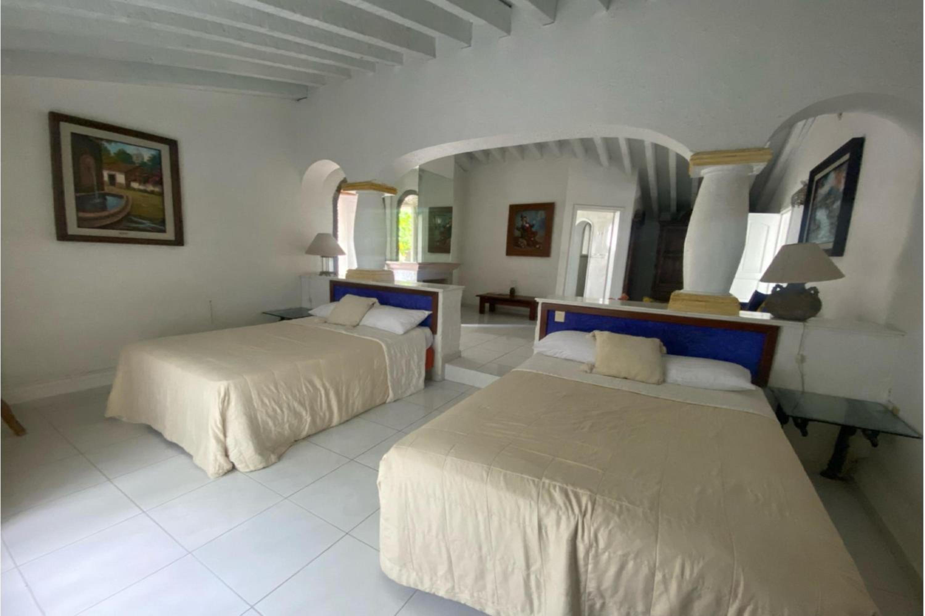 Deluxe Two beds
