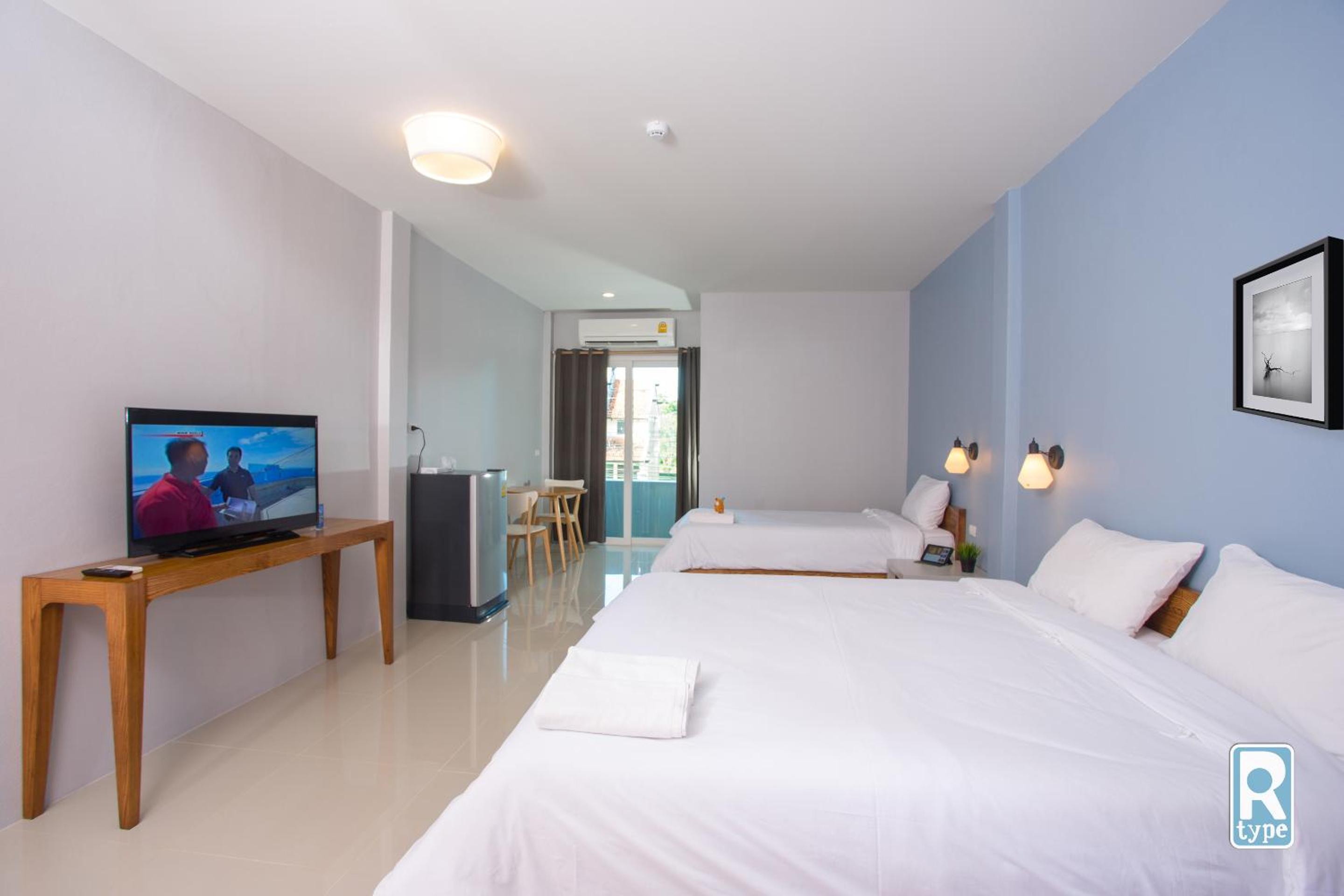 Basic Triple Room photo 1