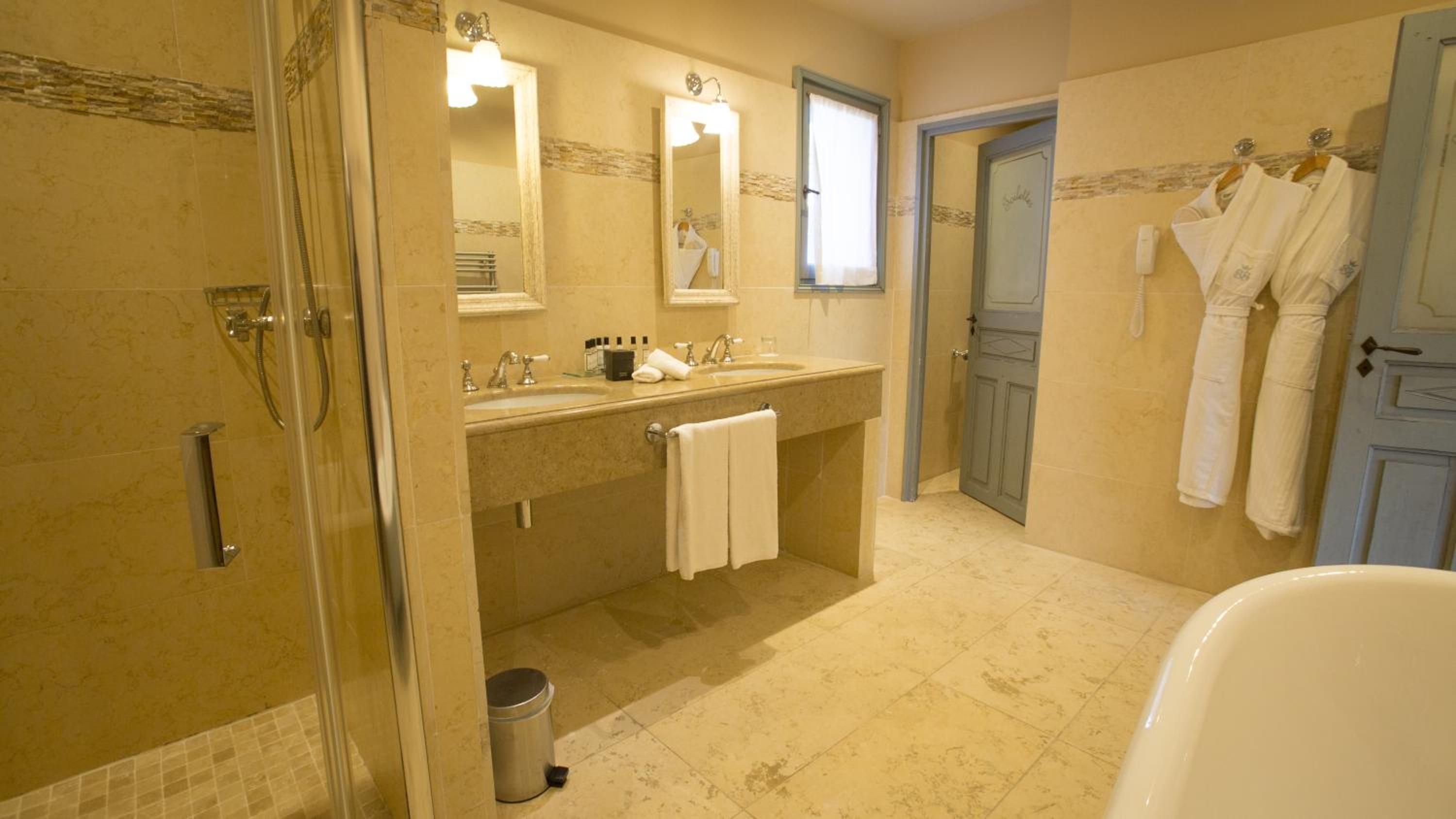 Family Villa - Photo 10