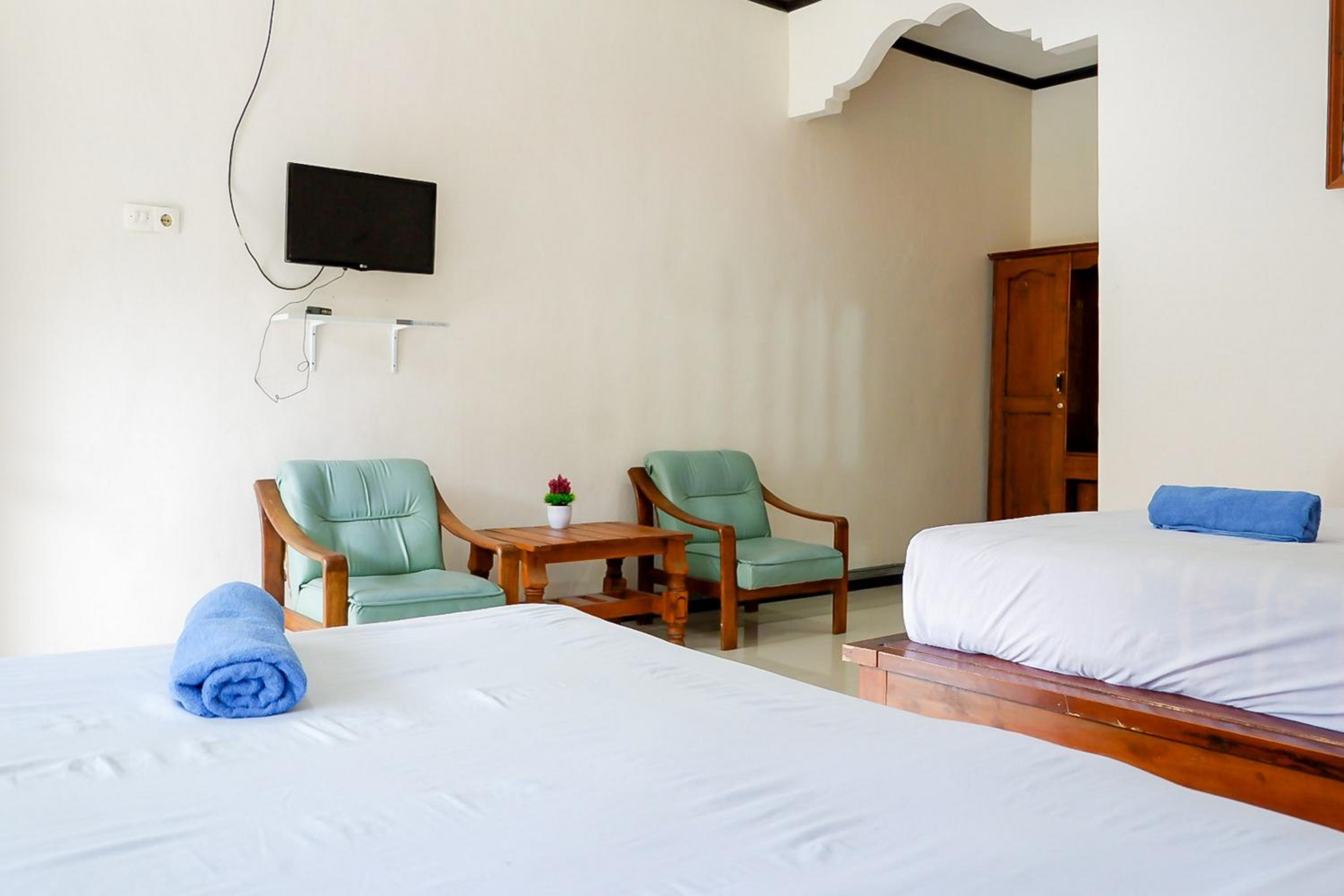 Deluxe Twin Room photo 3