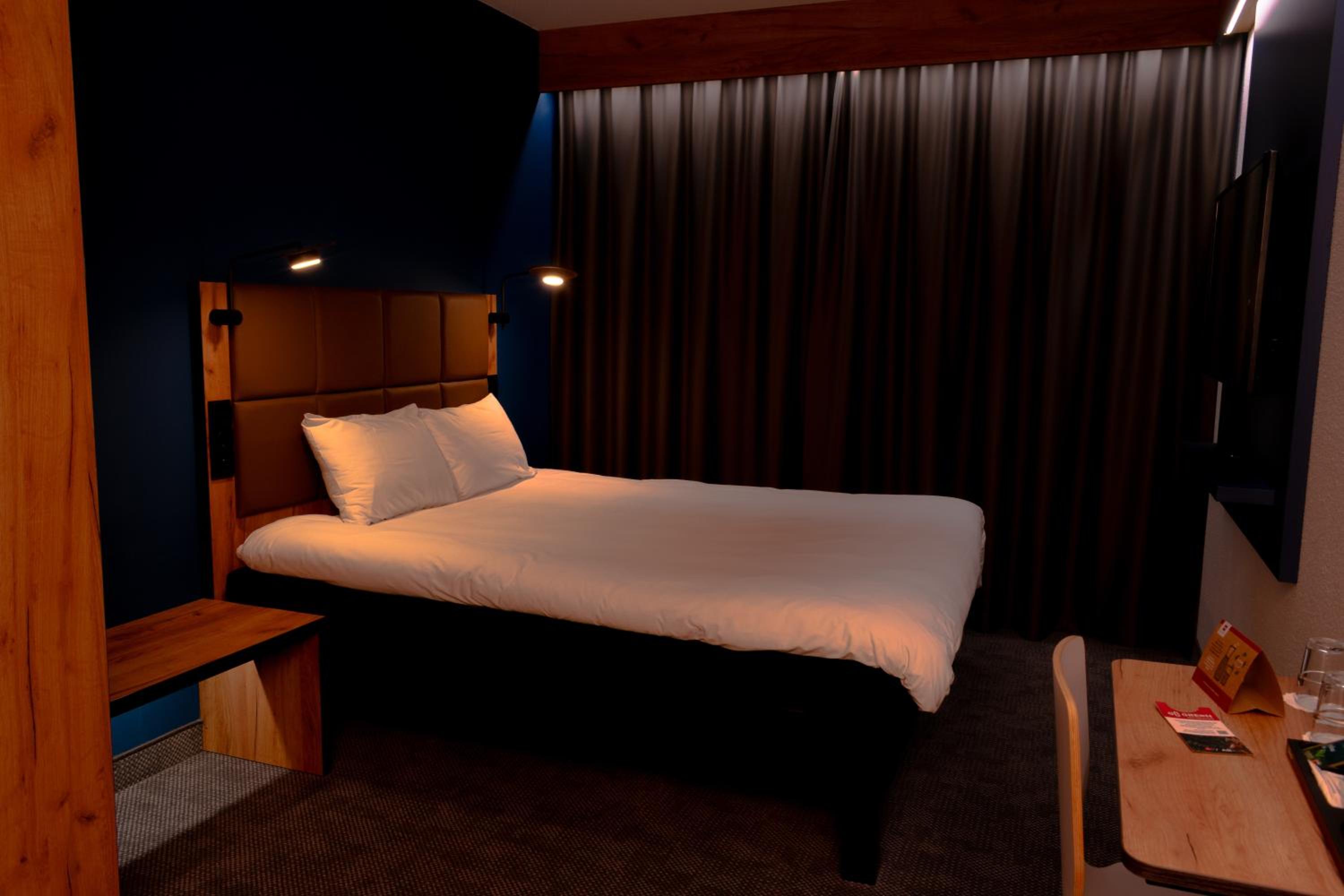 Deluxe Double Room - Photo 5