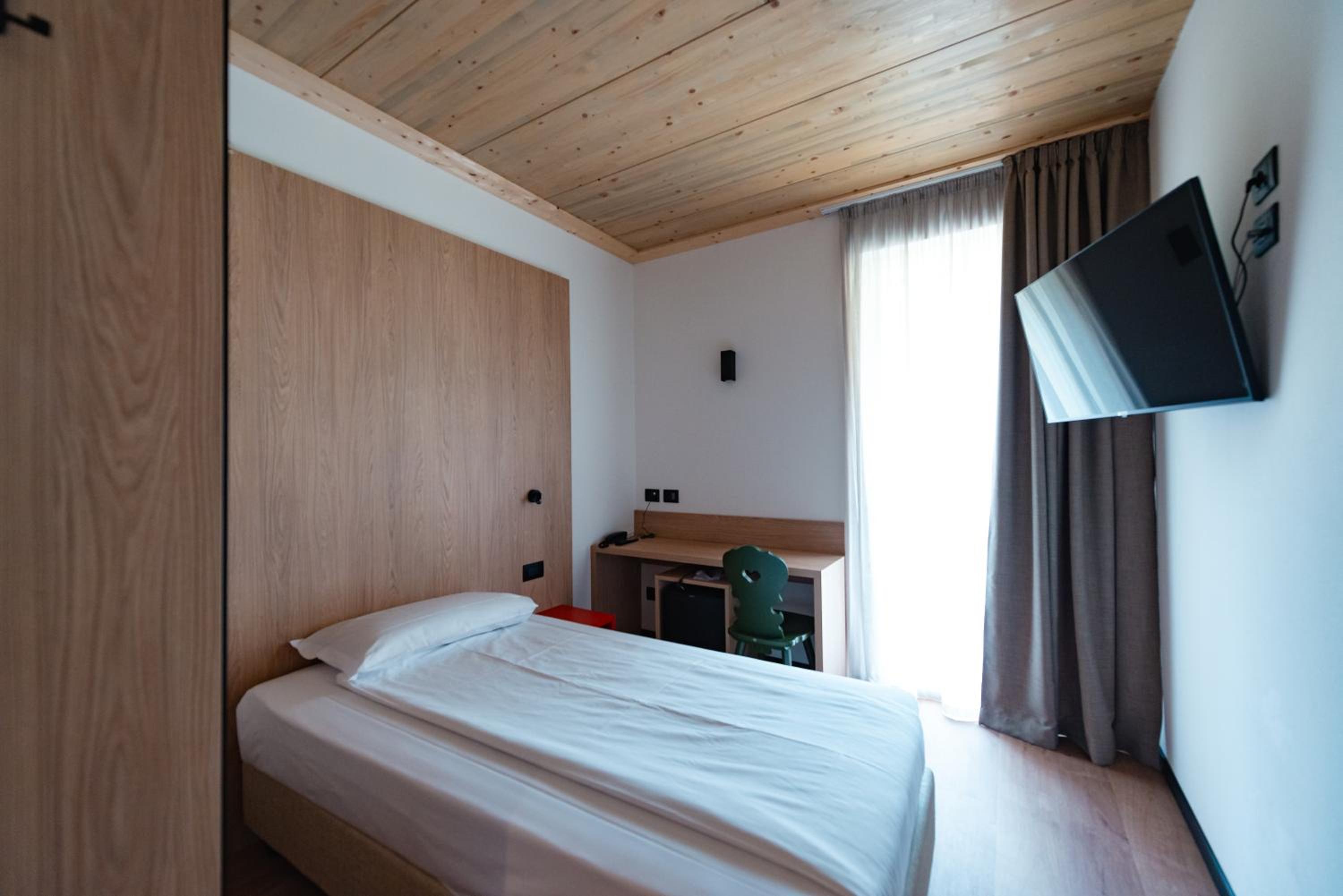 Single Room with Mountain View photo 1
