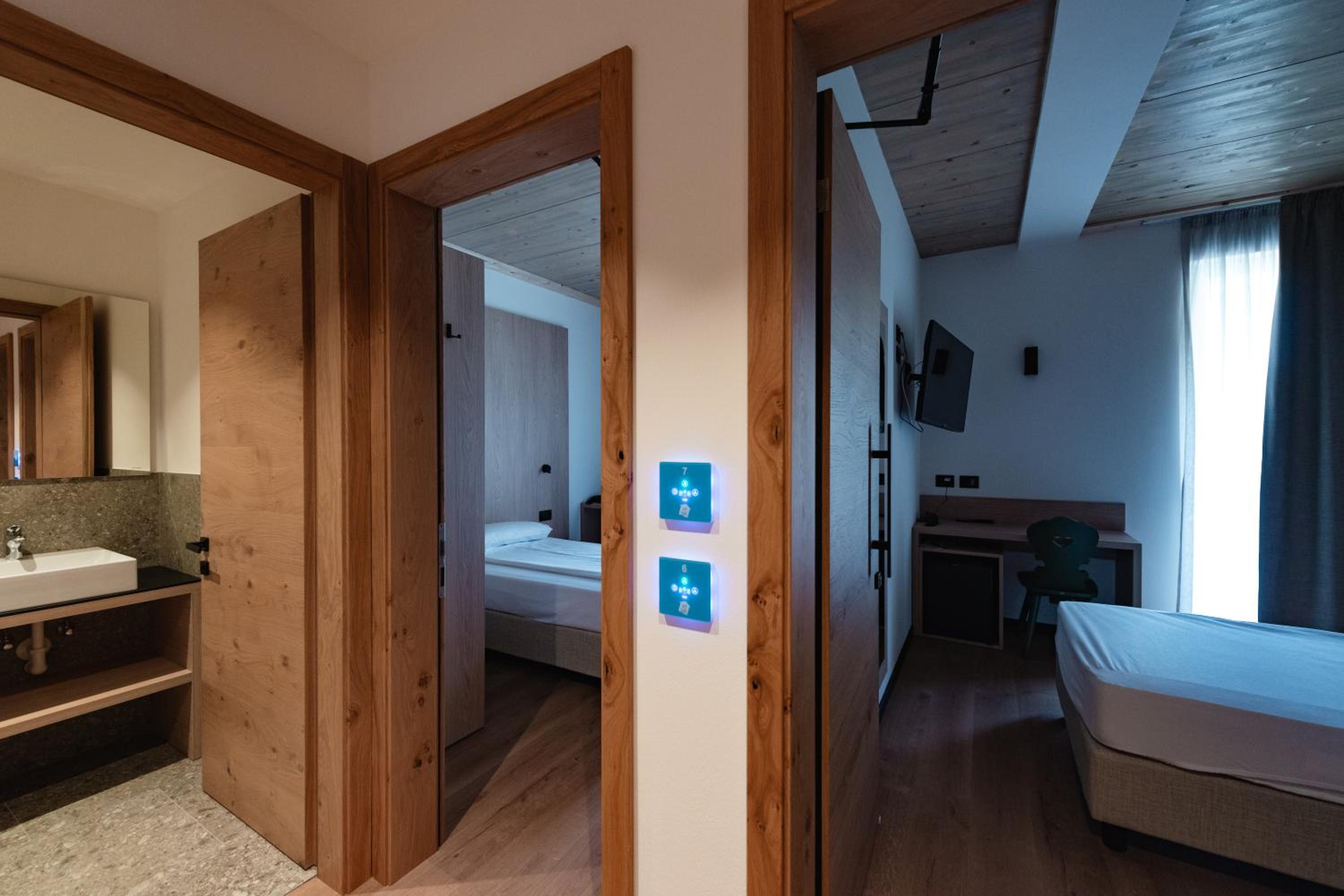 Single Room with Mountain View photo 2