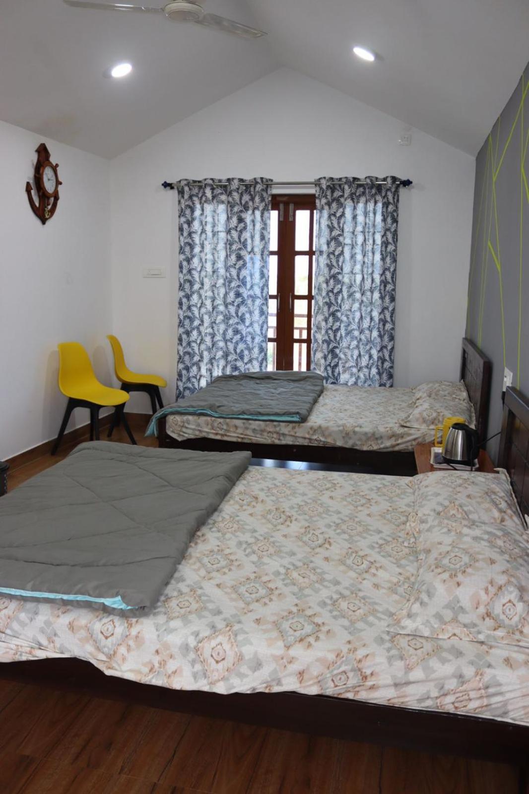 Four-Bedroom House photo 1