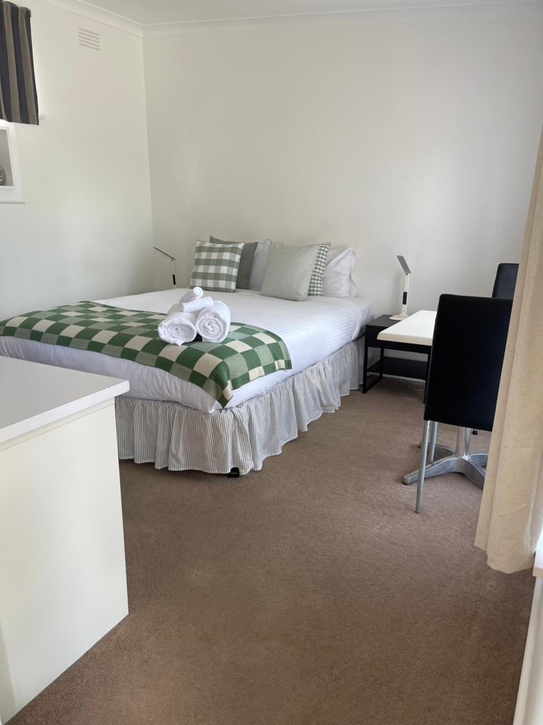 Queen Room photo 3