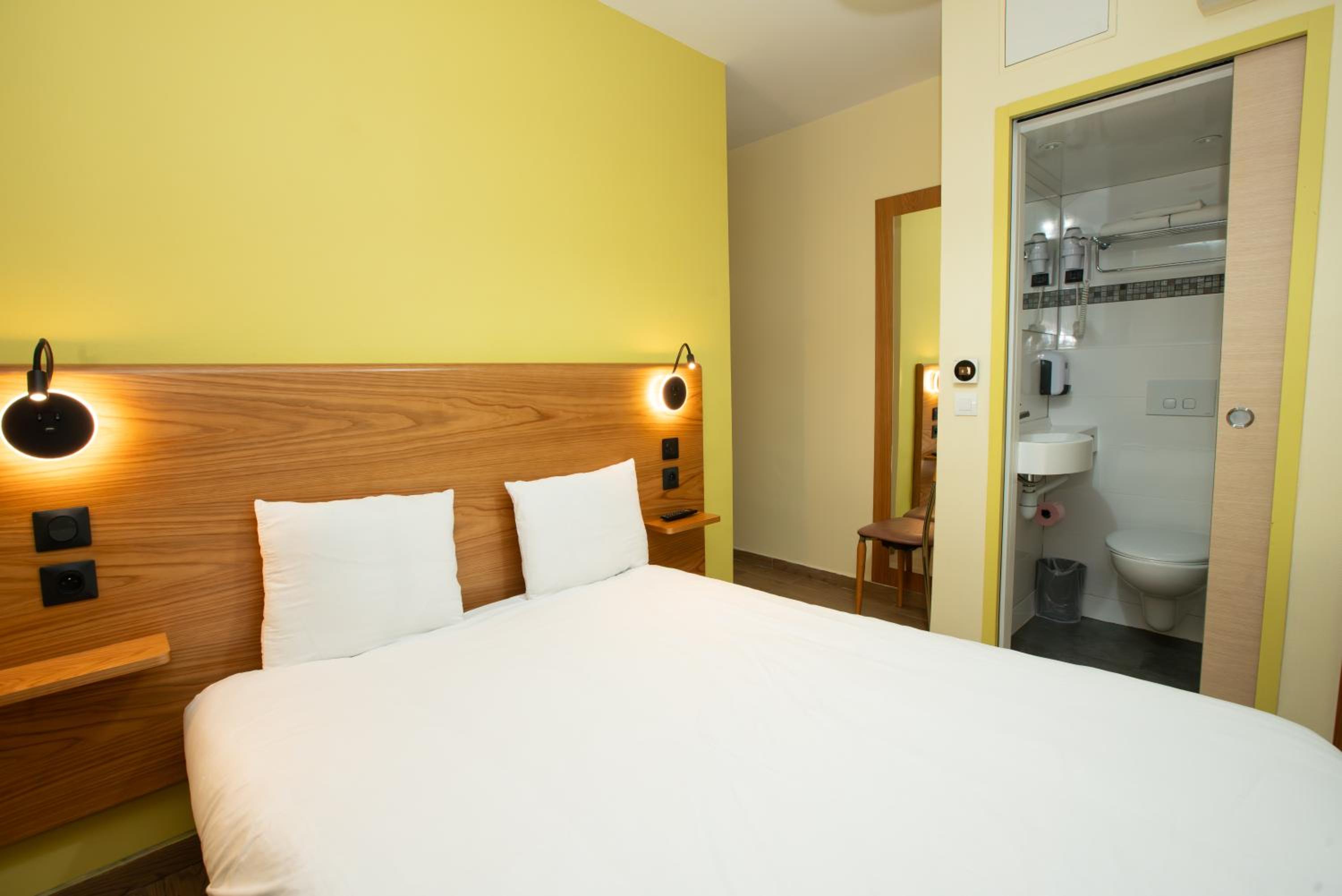 Single Room photo 1