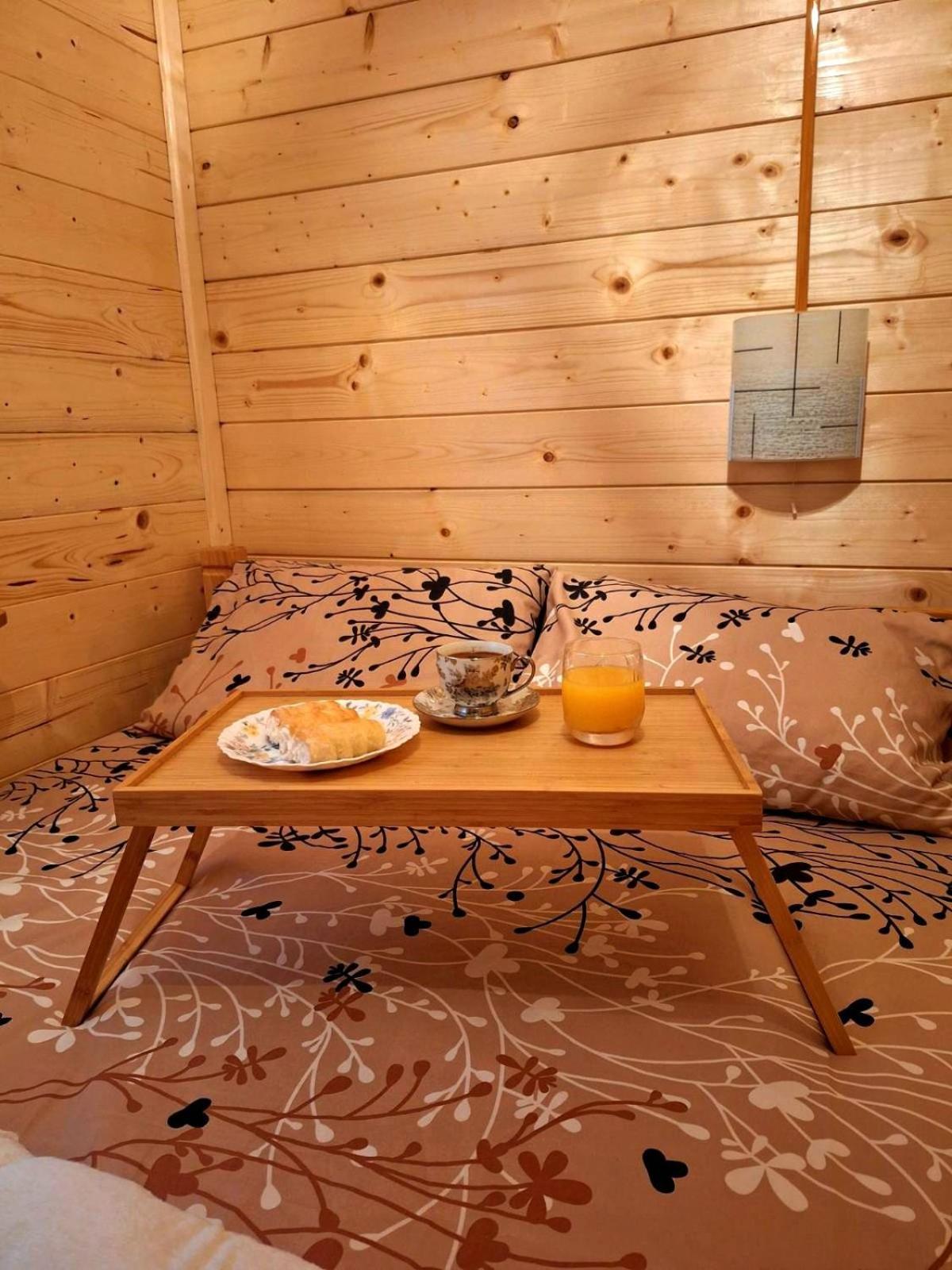 One-Bedroom House photo 1
