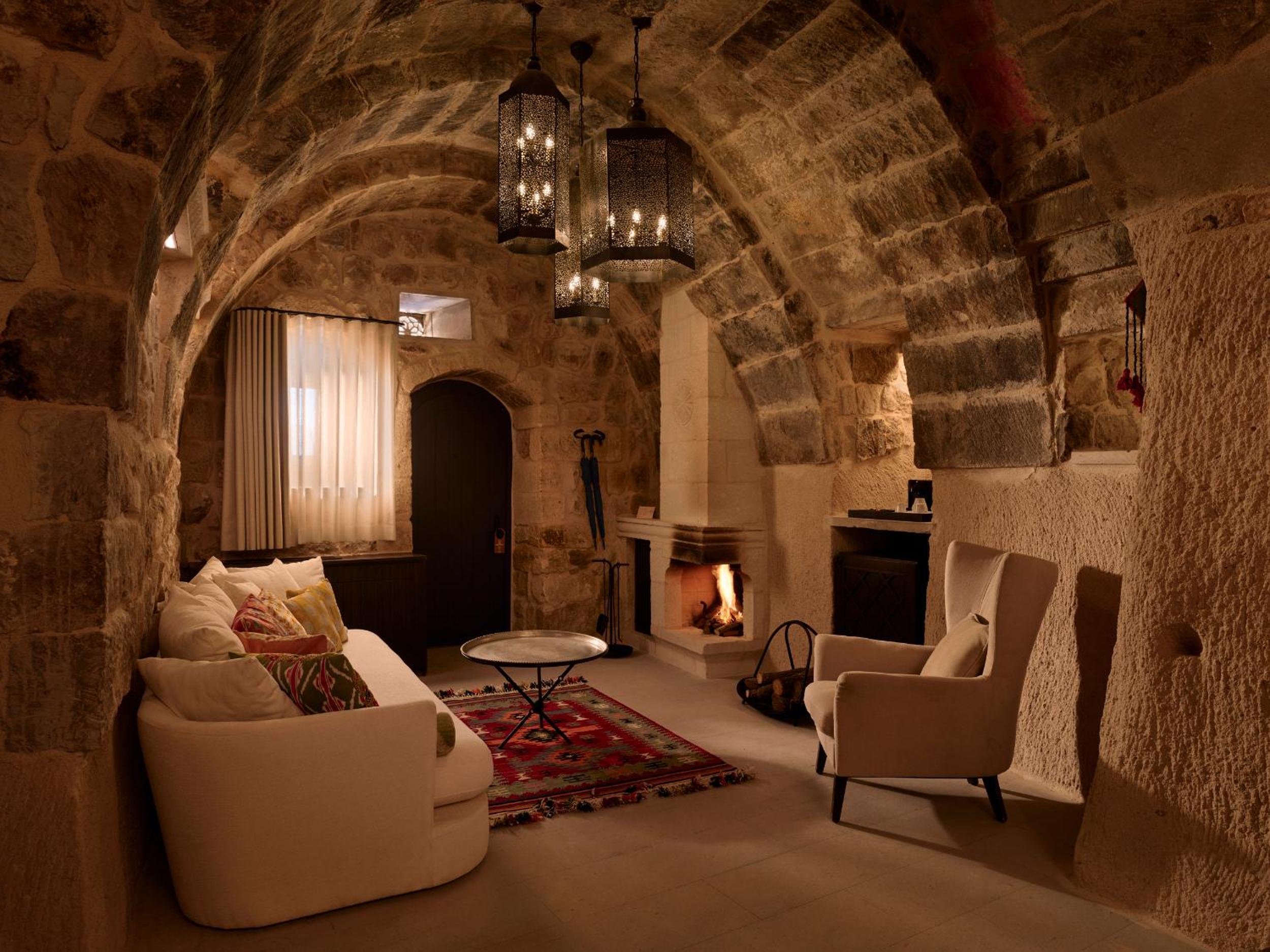 Splendid Cave Suite (Non Smoking) photo 2