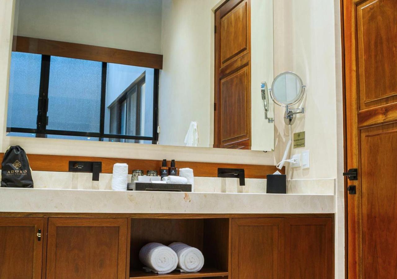 PREMIUM SUITE WITH BATHTUB photo 3