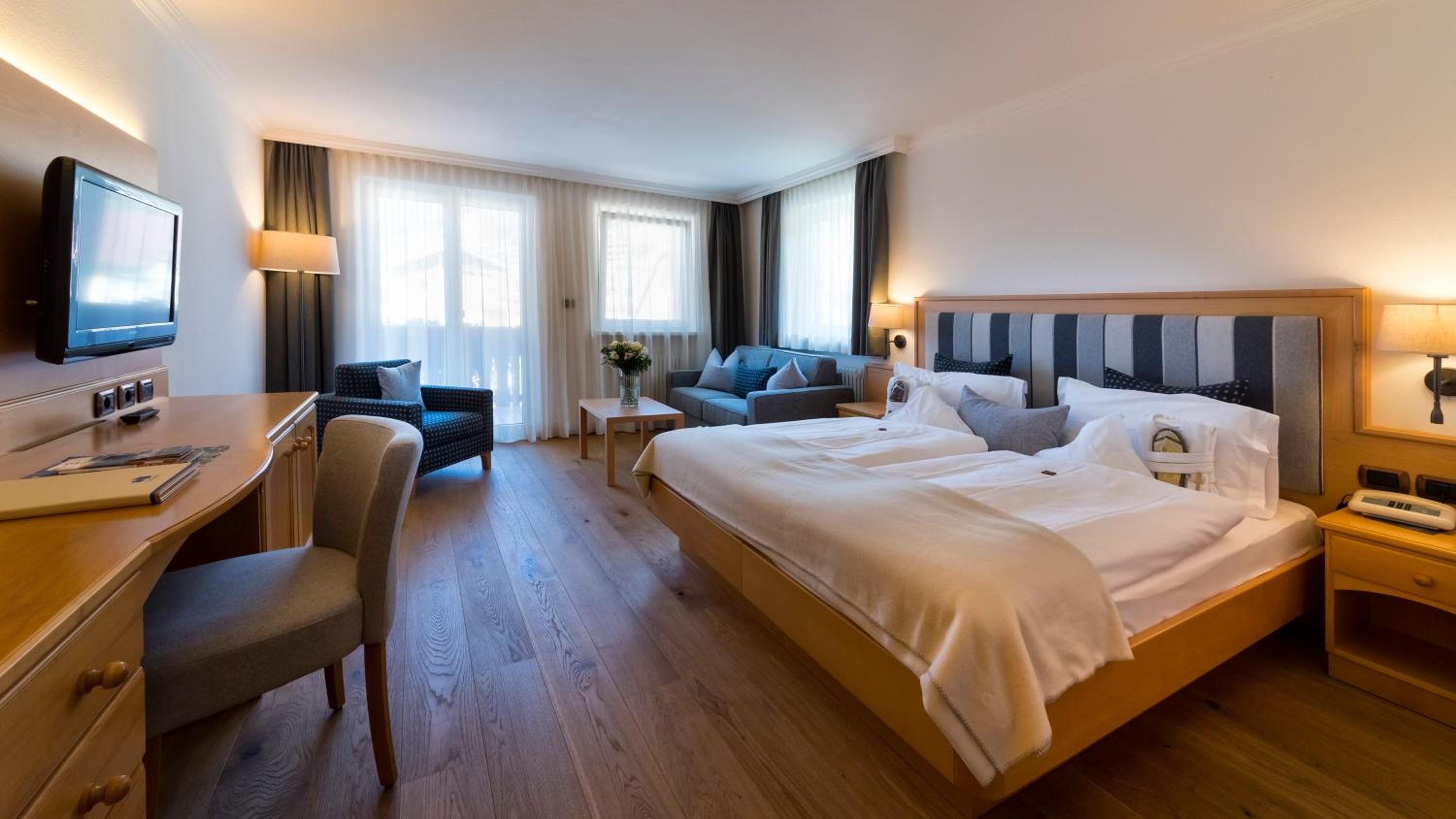 Superior Double or Twin Room - Photo 1